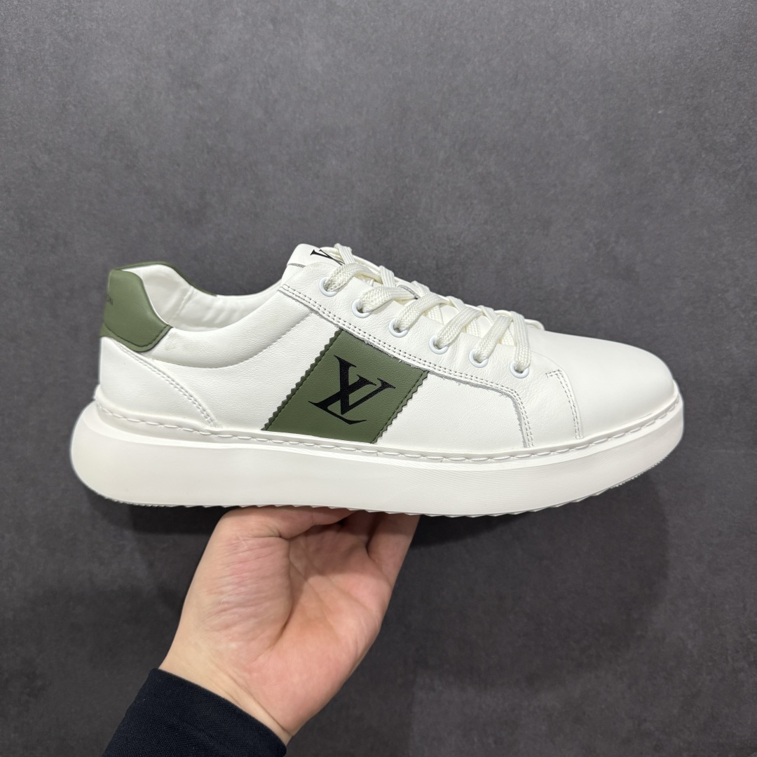 380   【广东版本】Louis Vuitton  LV路易威登休闲文化运动板鞋系列