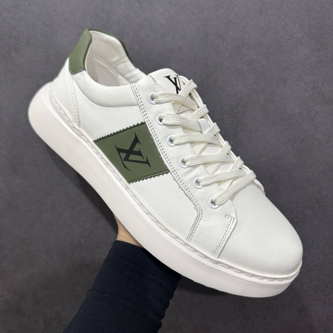 380   【广东版本】Louis Vuitton  LV路易威登休闲文化运动板鞋系列