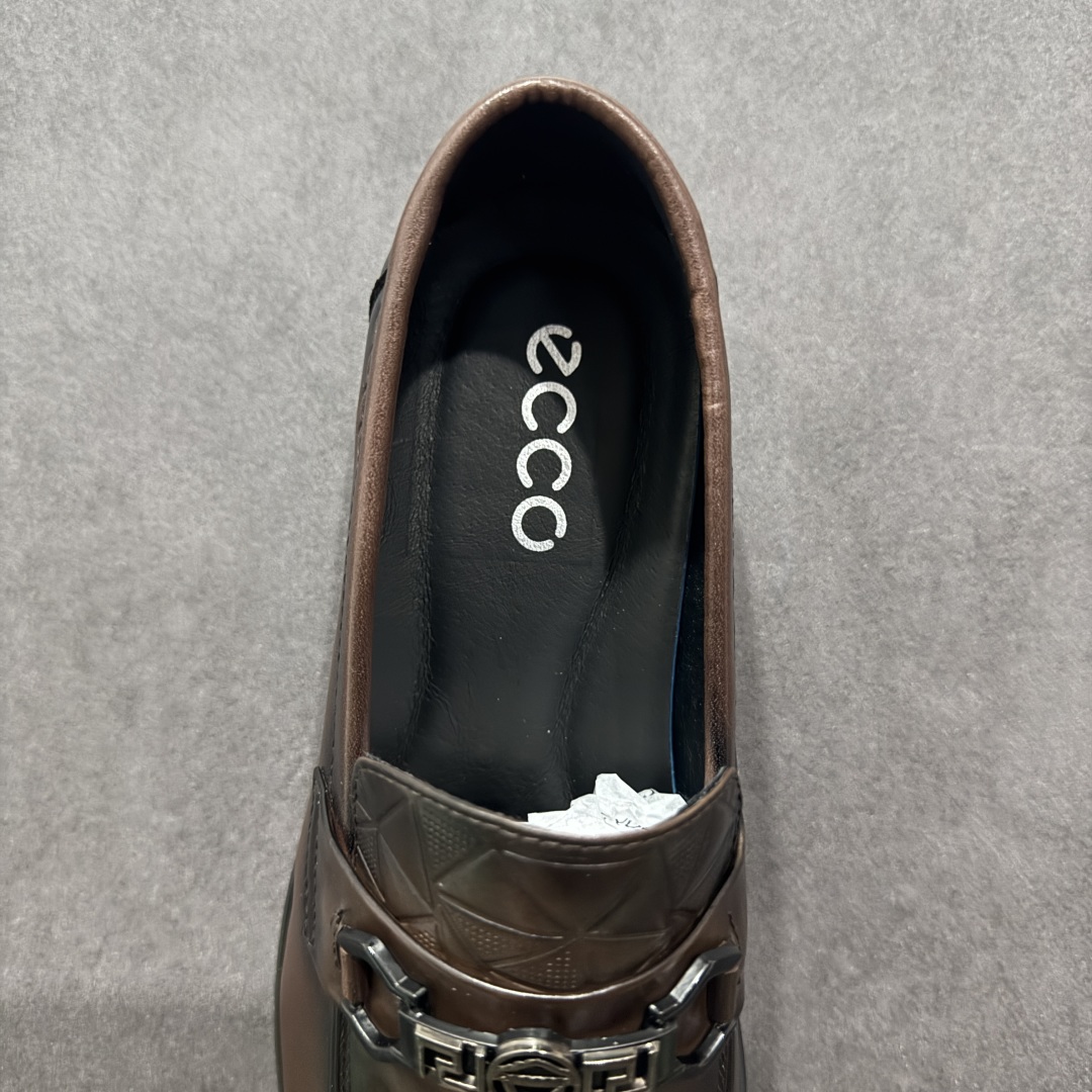 图片[7]-【公司级】ECCO爱步男士乐福鞋 套脚牛皮皮鞋商务豆豆鞋都市伦敦系列 甄选优质皮革搭配柔软的纺衬里，以缜密缝线细诉精湛工艺，集舒适与格调于一体 圆头的款式设计令鞋头鞋楦区域更加宽敞舒适，宽楦鞋型适应多种脚型，久穿不累 确保每一步的舒适与稳固 创新鞋底 提供运动脚感的正装鞋 将双脚自然托起，轻盈柔软，回弹缓震 舒适耐穿 沿袭时髦鞋匠的工艺品质，将舒适脚感与百搭风尚巧妙融为一体，带来定制般的非凡体验 绅士型格 尽在这一步 尺码：38 39 40 41 42 43（皮鞋码）-选品中心