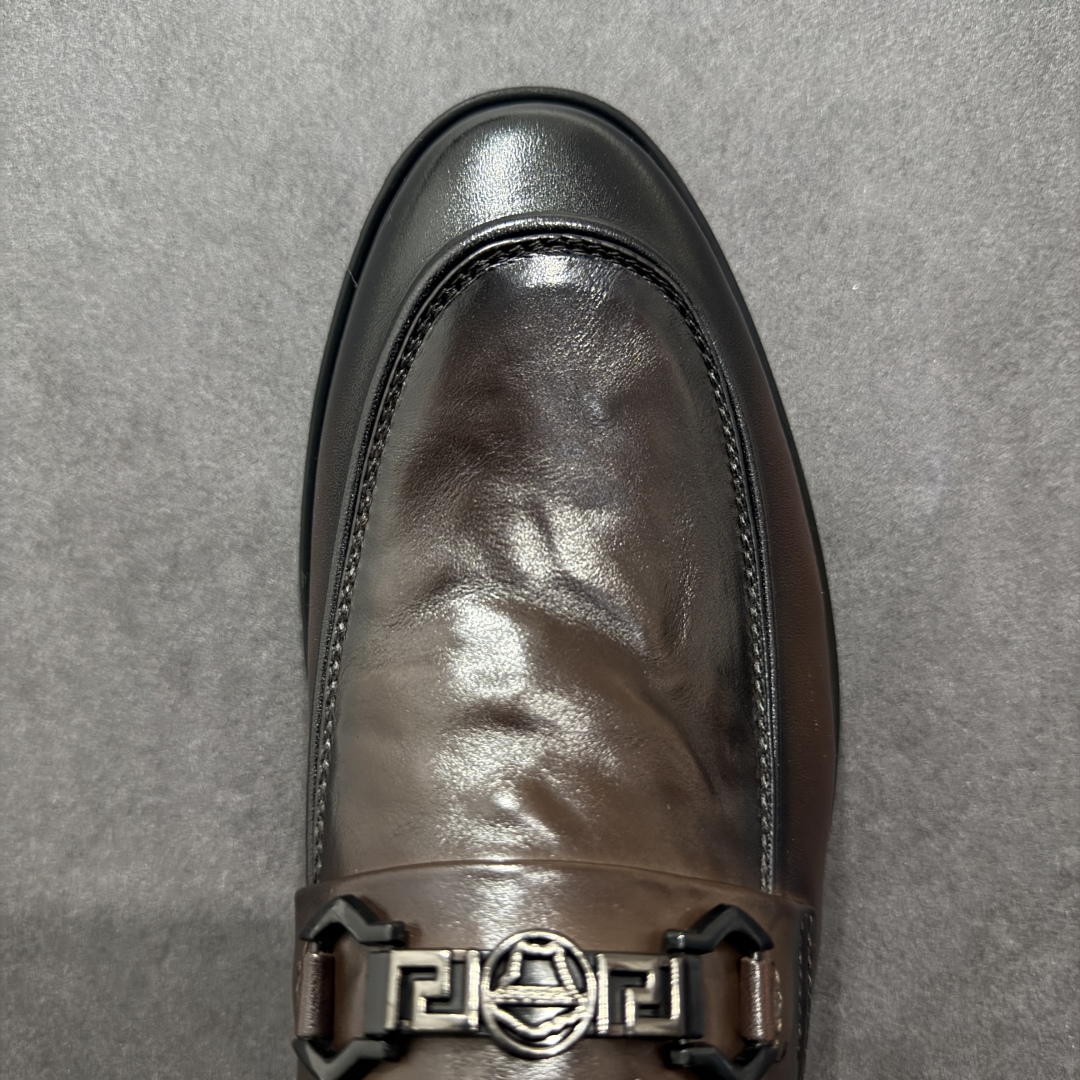 图片[8]-【公司级】ECCO爱步男士乐福鞋 套脚牛皮皮鞋商务豆豆鞋都市伦敦系列 甄选优质皮革搭配柔软的纺衬里，以缜密缝线细诉精湛工艺，集舒适与格调于一体 圆头的款式设计令鞋头鞋楦区域更加宽敞舒适，宽楦鞋型适应多种脚型，久穿不累 确保每一步的舒适与稳固 创新鞋底 提供运动脚感的正装鞋 将双脚自然托起，轻盈柔软，回弹缓震 舒适耐穿 沿袭时髦鞋匠的工艺品质，将舒适脚感与百搭风尚巧妙融为一体，带来定制般的非凡体验 绅士型格 尽在这一步 尺码：38 39 40 41 42 43（皮鞋码）-选品中心