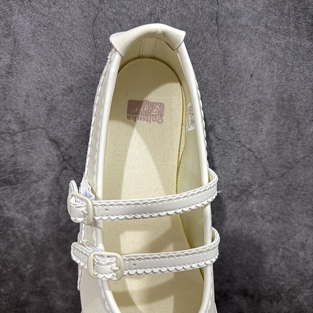 图片[8]-【公司级】Onitsuka Tiger鬼塚虎 鬼冢虎MEXICO 66 TGRS 平跟 玛丽珍鞋款演绎芭蕾风潮 整鞋采用银色金属光泽材质镜面效果，配合渐变奶油色皮革拼接，与立体镂空双滑动扣装饰，3秒完成松紧调节，呈现出轻盈且充满未来感的视觉效果。 鞋侧标志性的虎爪纹搭配白色缝线与鞋头弧线巧妙呼应，波浪形边缘设计打破传统运动鞋的棱角感，既保证运动功能性，又延续了MEXICO 66系列特有的复古跑鞋基因。 无论是日常出行还是运动场合，在光线下会折射出丝绸般的光晕，随手一拍就是赛博朋克大片既视感 尺码：36 37 37.5 38 39 39.5 40-选品中心