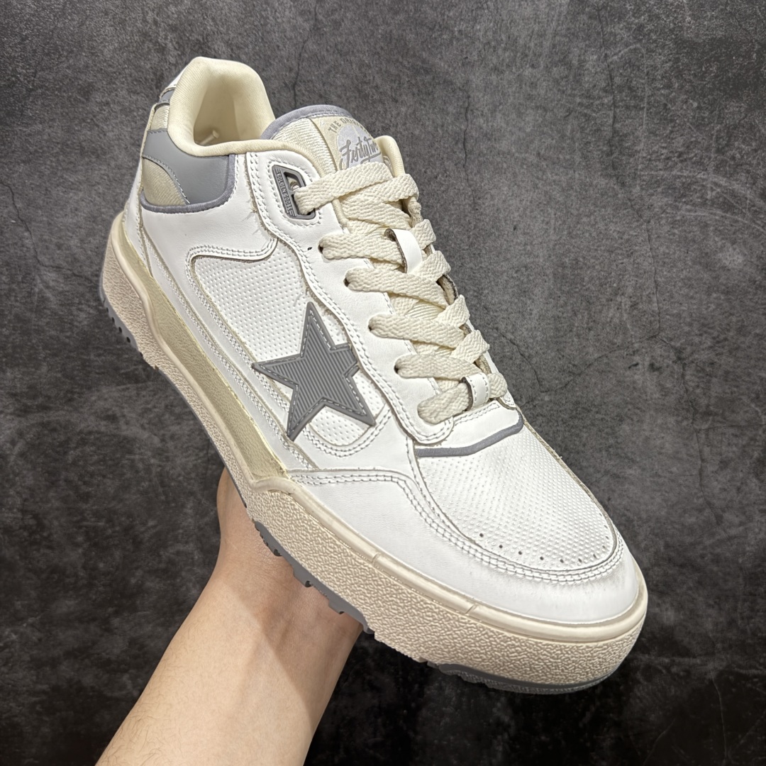 图片[3]-【广东纯原版本】GGDB Golden Goose Deluxe Brand Forty2 2025春季新款厚底星星板鞋小脏鞋新款厚底脏脏鞋情侣款休闲板鞋时尚百搭星星小白鞋 ！ GGDB新色小脏鞋火红程度比小白鞋还要早，打破传统审美，小脏鞋做到了！明星私服上脚示范 就是这么百搭 ！再也不用担心洗鞋的问题啦！进口牛皮鞋面，毛巾布+透气网里，Tpu大底橡胶组合大底配意大利进口高发泡沿条！独家开模乳胶垫 3.5cm内增高鞋垫，内增高藏的特别好，一般人不会发现我们有内增高，鞋垫是单独的，可以取出！鞋子手工打磨上色，做旧效果超级复古！最新配色！配全套包装防尘袋！ 尺码：35 36 37 38 39 40 41 42 43 44-选品中心