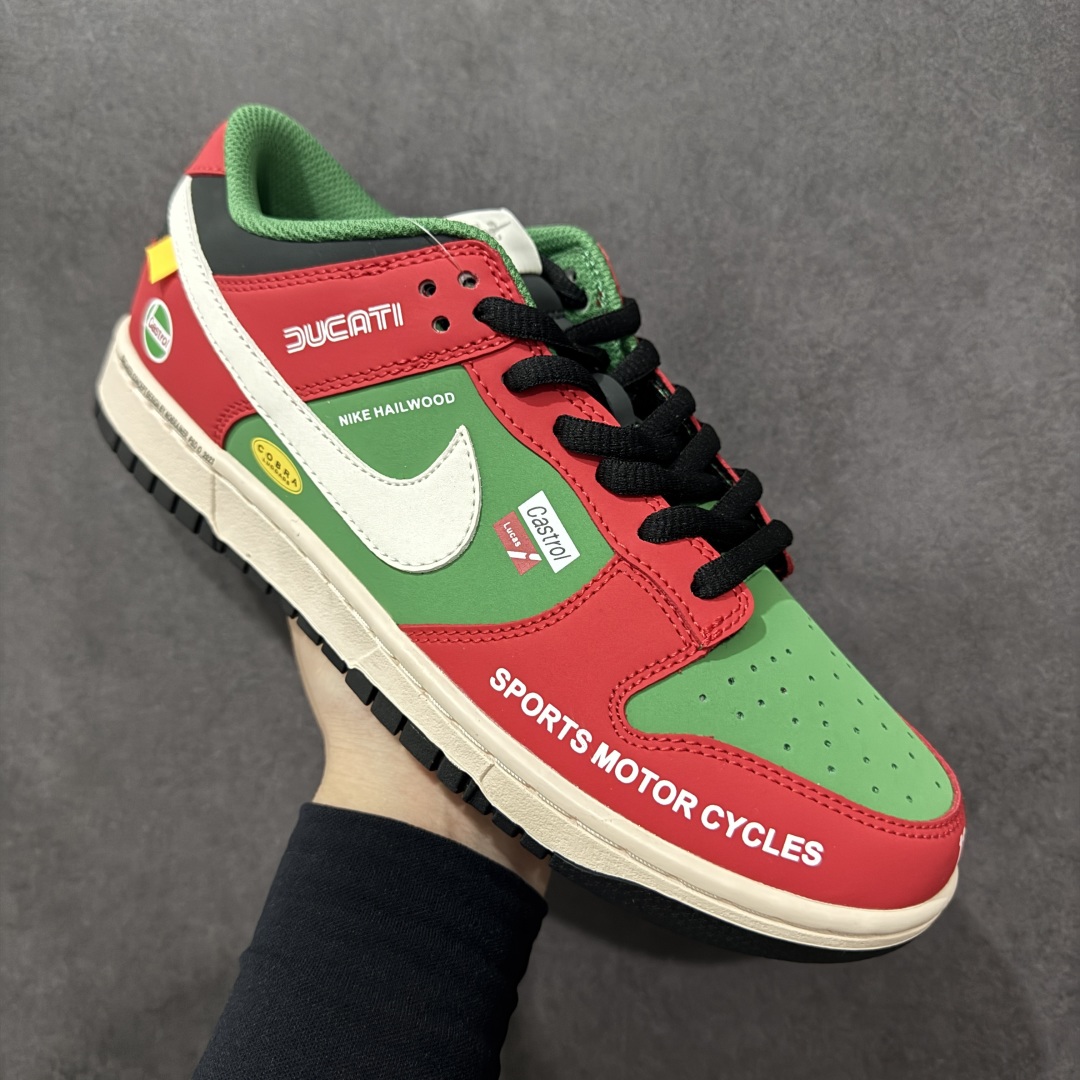  
【定制版】Nike SB Dunk Low 赛车红绿配色 周年高端定制 低帮休闲板鞋 MU0232-