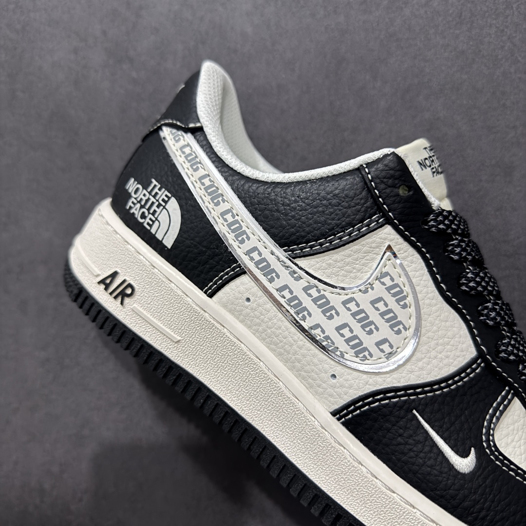 260  【定制版】Nike Air Force 1'07 Low 北面联名 CDG熊猫 空军一号低帮休闲板鞋 HH7518-049