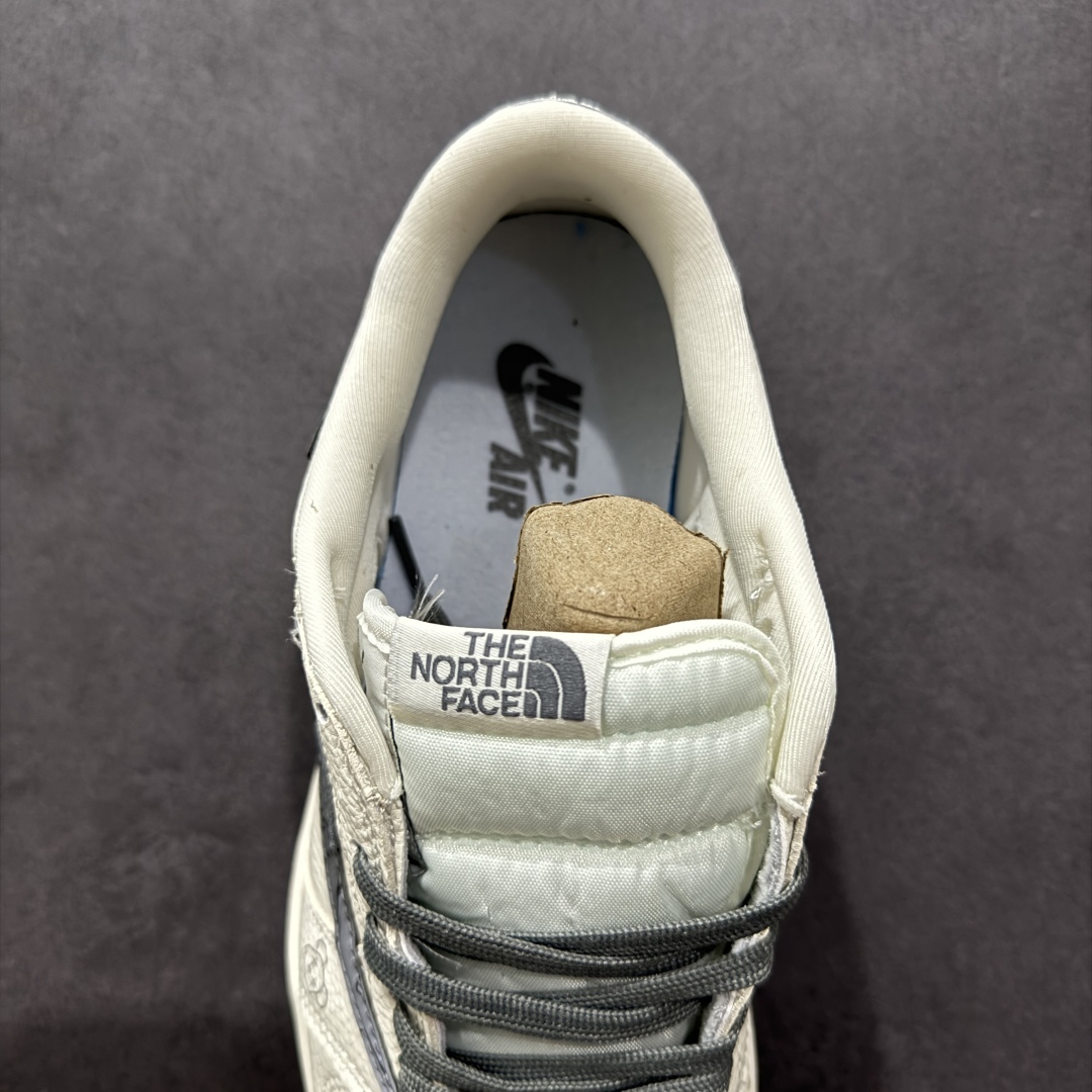 280  【定制版】Travis Scott x Fragment Design x Air Jordan 1 Low OG SP AJ1 乔1 北面联名 米灰波浪 低帮文化休闲板鞋 XS2024-013