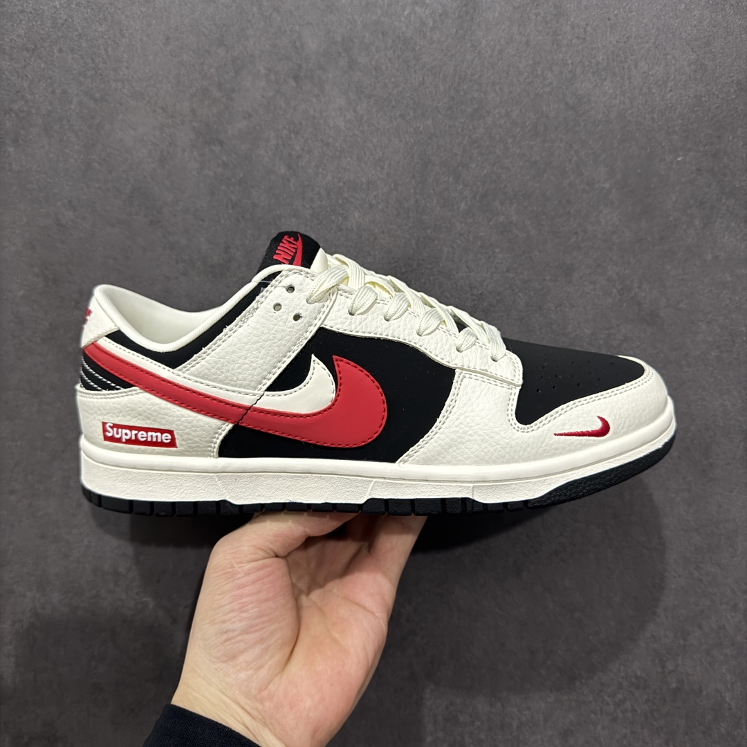  
【定制版】Nike SB Dunk Low Sup系列 红白双勾 周年高端定制 低帮休闲板鞋 CS1