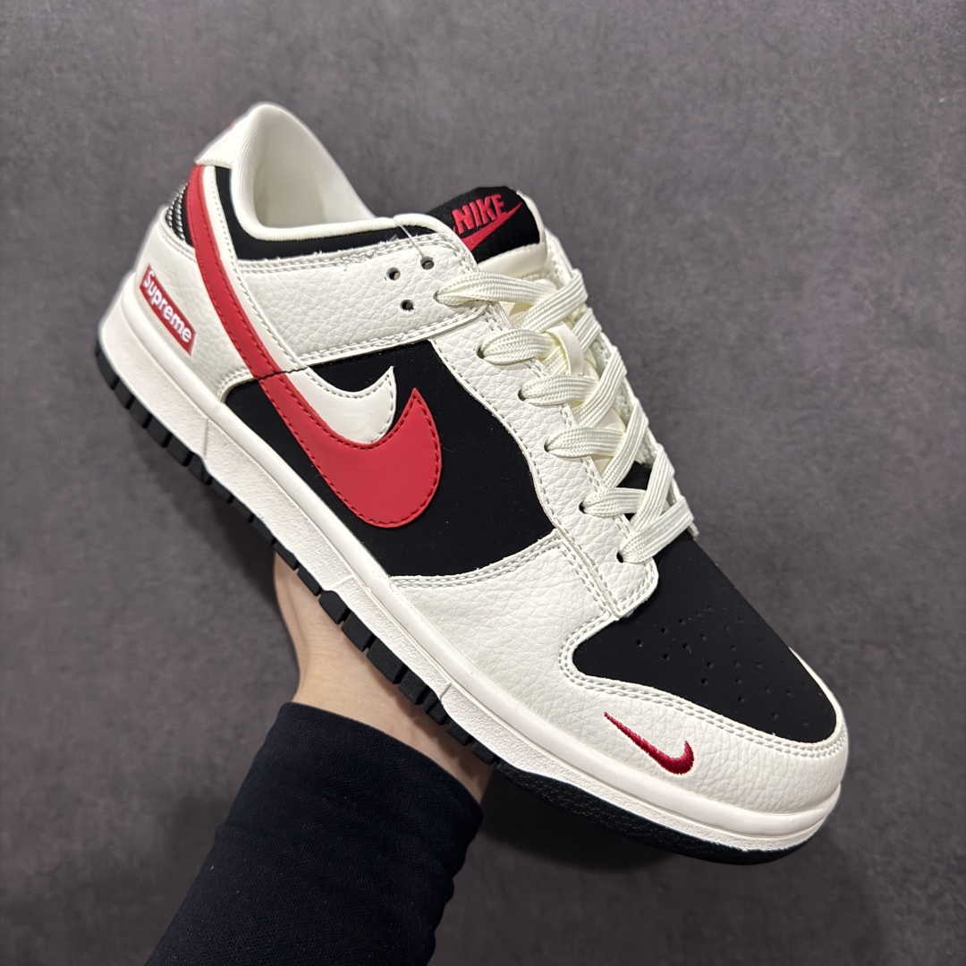  
【定制版】Nike SB Dunk Low Sup系列 红白双勾 周年高端定制 低帮休闲板鞋 CS1