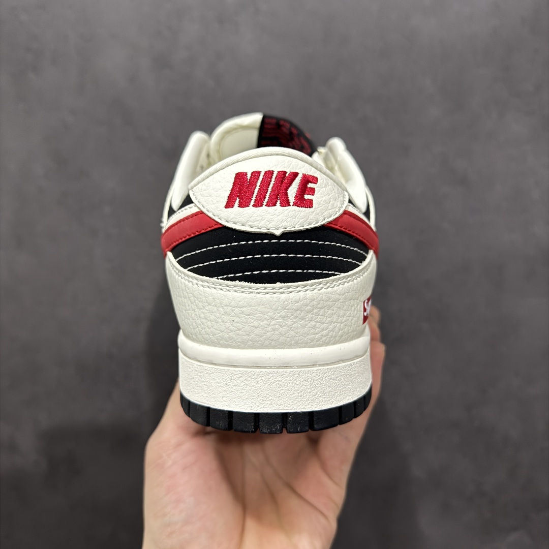 
【定制版】Nike SB Dunk Low Sup系列 红白双勾 周年高端定制 低帮休闲板鞋 CS1