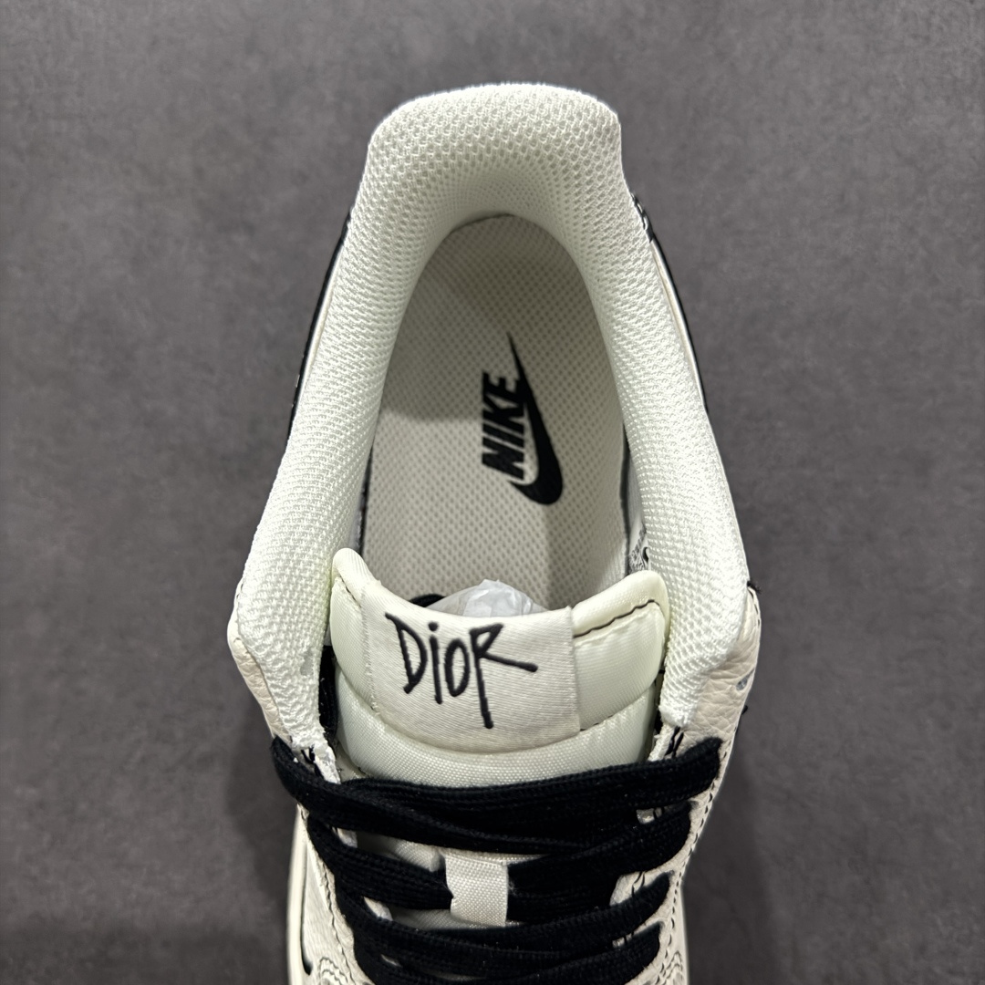 260  【定制版】Nike Air Force 1'07 Low 迪奥联名 双拼迪奥勾 空军一号低帮休闲板鞋 XS1958-544