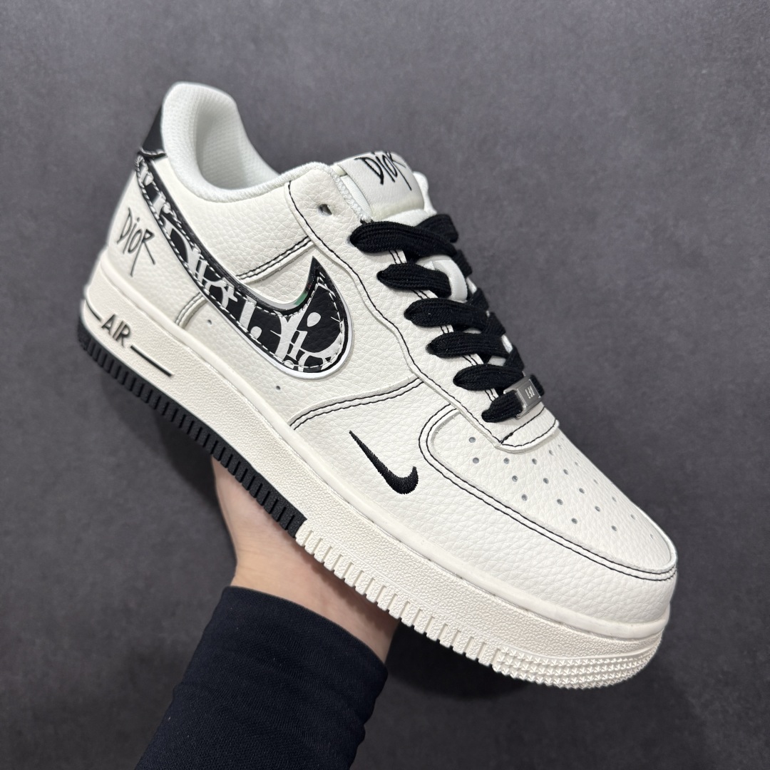 260  【定制版】Nike Air Force 1'07 Low 迪奥联名 双拼迪奥勾 空军一号低帮休闲板鞋 XS1958-544