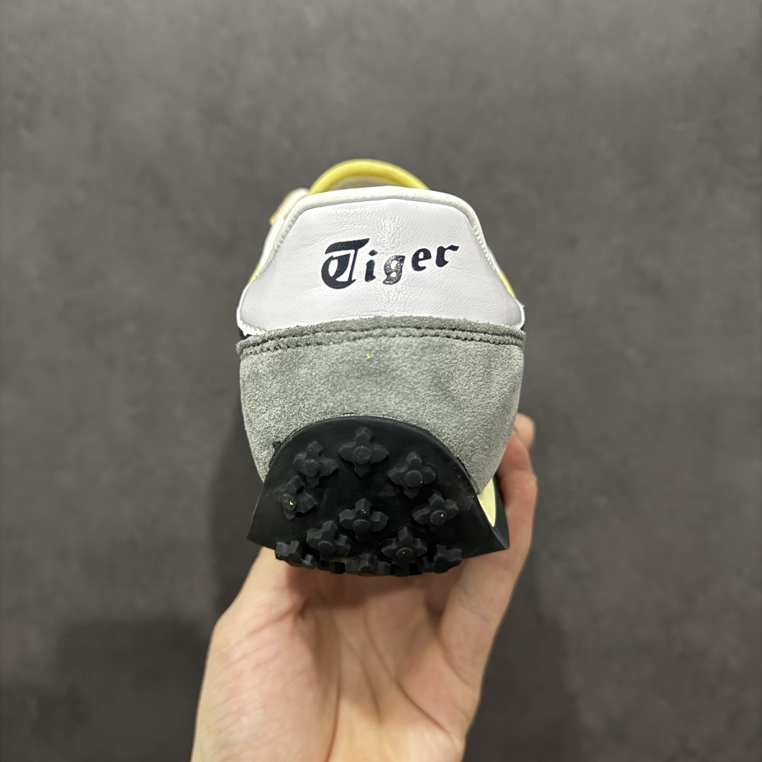 图片[4]-【公司级】Onitsuka Tiger鬼塚虎/鬼冢虎阿甘鞋EDR 78™休闲鞋78系列 中性休闲运动鞋 复古风的日常百搭神器它的设计灵感来源于经典跑步鞋，简约又不失时尚感。经典配色让整双鞋看起来特别温暖，搭配牛仔裤或者休闲裤都非常合适。鞋身采用优质材料制成，穿着起来轻便又舒适，长时间走路也不会觉得累。这双鞋的设计细节也很用心，鞋底纹路清晰，抓地力强，适合各种场合。无论是日常通勤还是周末出游，它都能成为你的最佳拍档。 尺码： 36-45 含半码 编码： FS220240-选品中心