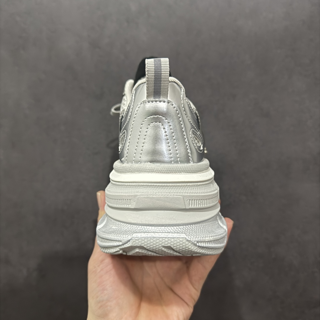 图片[4]-【公司级】广东大厂出品 2025赵露思同款，新晋潮流鞋靴品GGCC 7CM厚底增高 GG-CC 苏茵茵 线下网销热款 银月白色 月牙底珍珠老爹鞋 春日踏青舒适度和少女感我都要 老爹鞋鞋界的白月光🌙 银白配色好温柔 缎带蝴蝶结/珍珠鞋扣/月牙底 柔软有弹性的月牙底和增加舒适度显腿长的7cm内增高 长时间走路和站立都不累脚舒适度和少女感 货号：G25S2507 尺码：35 36 37 38 39 40-选品中心