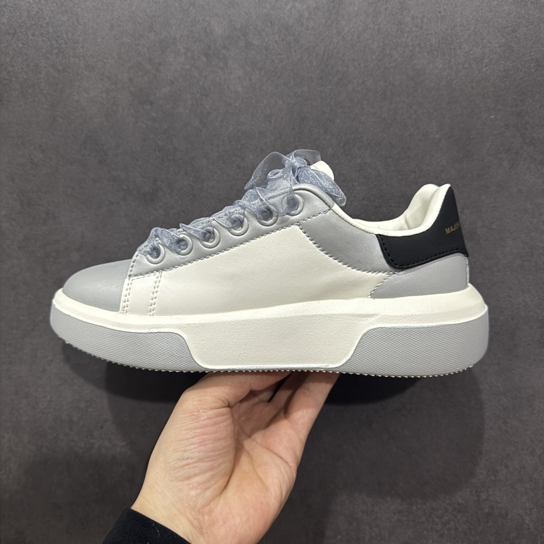 图片[2]-【定制版】MLB Chunky Liner Basic 复古印花学长鞋系列低帮轻量增高厚底百搭休闲运动慢跑鞋板鞋 Korea韩国联名NY美国榄球纽约洋基队限定 韩国代购专供 全套原楦原纸板原厂数据开发 正确中底拉帮中底网布细节 平台代购专供 左脚内置芯片 韩国代购吊牌标贴 独家一比一RB+MD组合大底 高频后跟小人Logo精准对位立体饱满 正确网布加超迁鞋面 转印中底走线紧密 转印Logo工艺表层防刮不掉色 尺码：35 36 36.5 37.5 38 38.5 39 40 40.5 41 42 42.5 43 44 45-选品中心