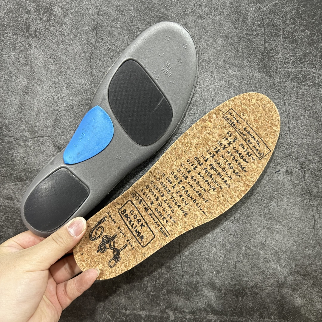 图片[2]-【纯原版】Tom Sachs x NK Craft Mars Yard 2.0 联名宇航员神游太空百搭休闲运动透气慢跑鞋 复古做旧黄红勾 AA2261-100 正确原厂钢印 正确中底针车工艺 原装配件原盒原标 原装进口鞋垫 进口乳胶#原档案私模大底打造 韩国大宇原厂网纱 台湾进口丝绒猪巴革材质饰片 中底外后侧带四杠竖纹原装鞋垫 泡棉乳胶缓震 全套完美原装配件及包装物 尺码：36 36.5 37.5 38 38.5 39 40 40.5 41 42 42.5 43 44 44.5 45-选品中心