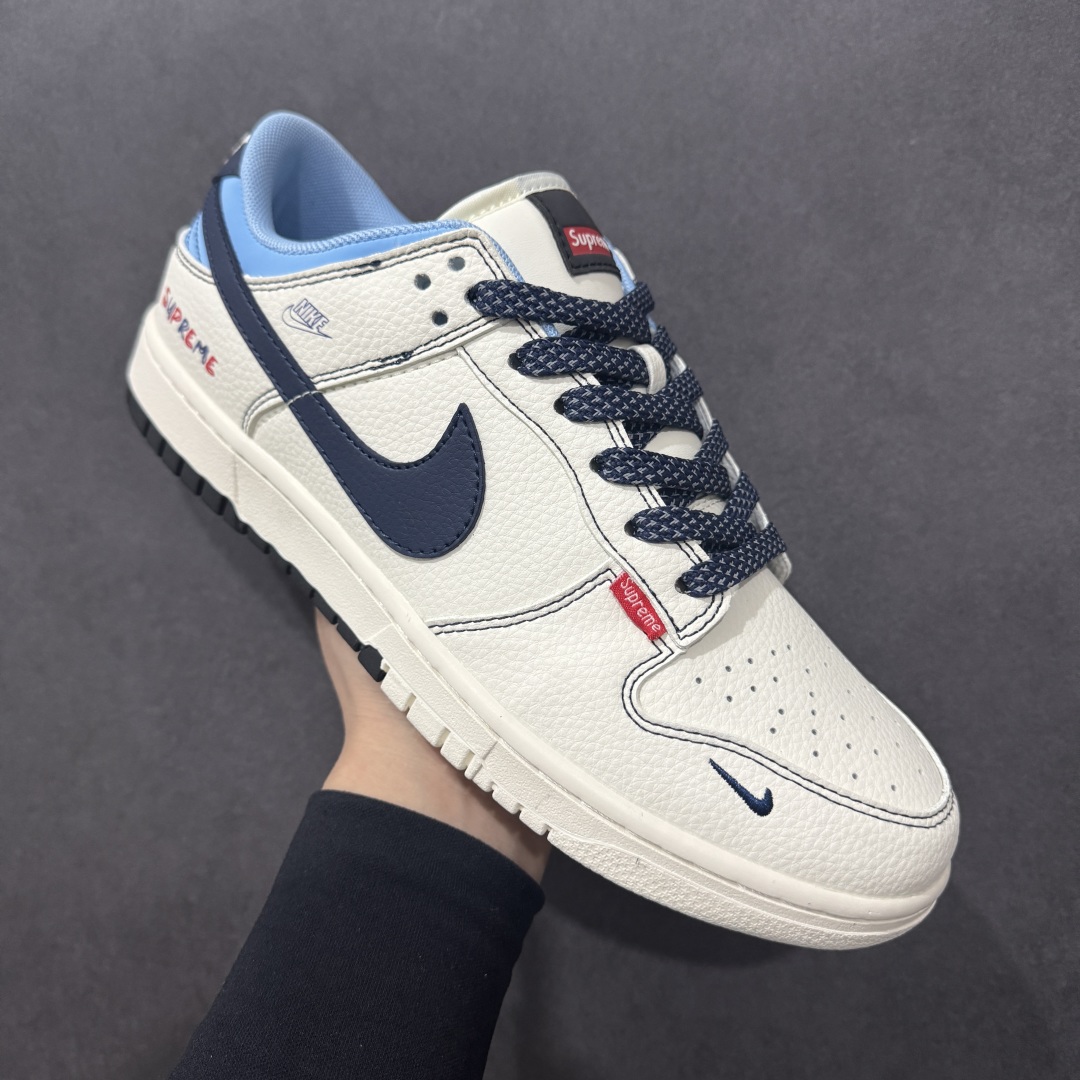  
【定制版】Nike SB Dunk Low Sup系列 米白藏蓝勾 周年高端定制 低帮休闲板鞋 FC