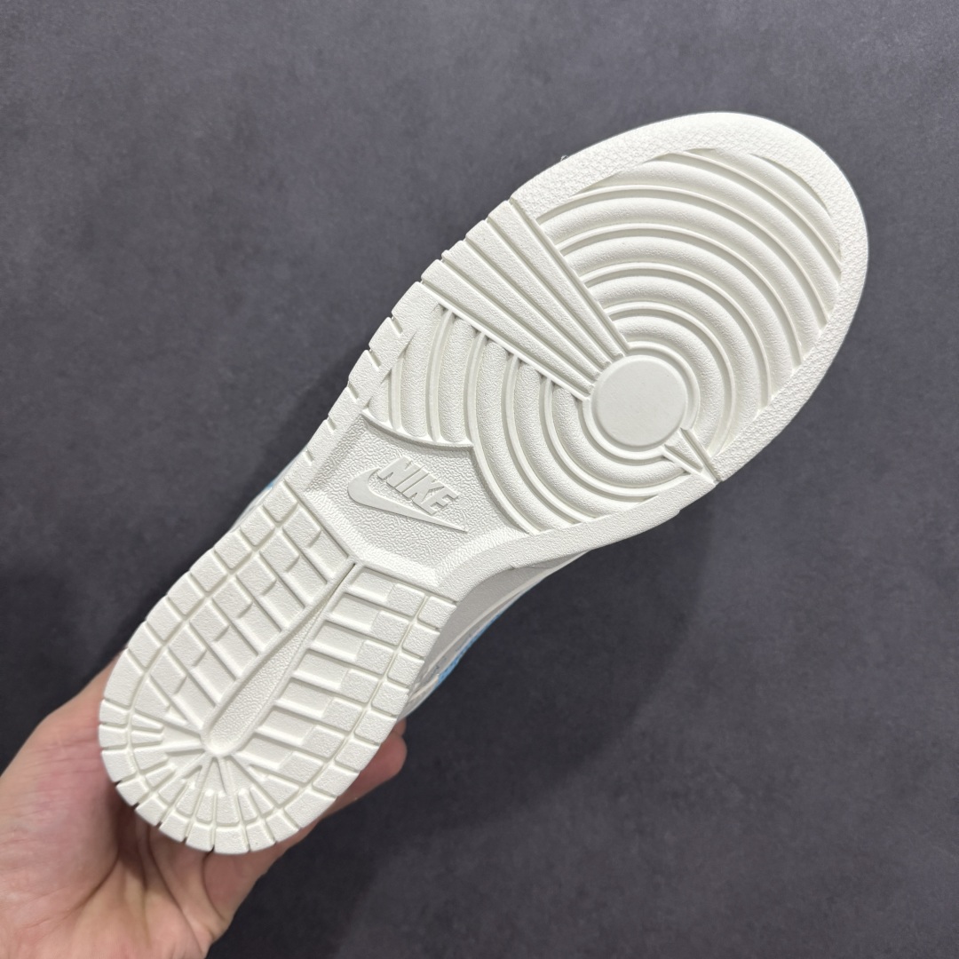  
【定制版】Nk SB Dunk Low 斯图西联名-米白蓝勾 周年高端定制 低帮休闲板鞋
#定制鞋盒