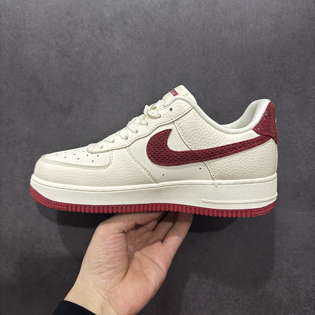 260  NIke Air Force 1 '07 Low “Supreme联名——米红蛇纹勾”空军一号 低帮 运动鞋 DF0188-040