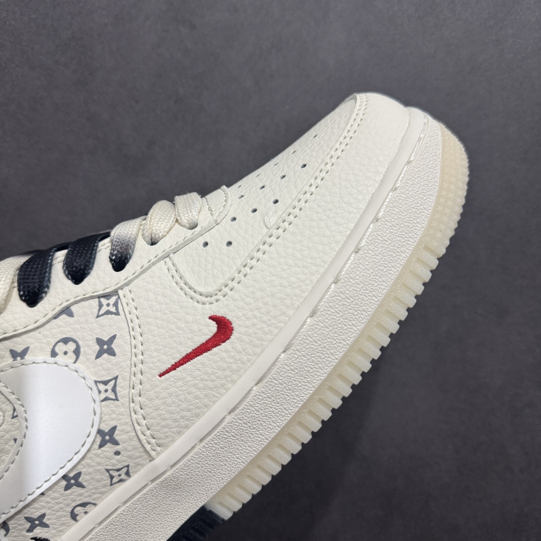 260  NIke Air Force 1 '07 Low “斯图西联名——黑底双拼印花”空军一号 低帮   HH7518-076