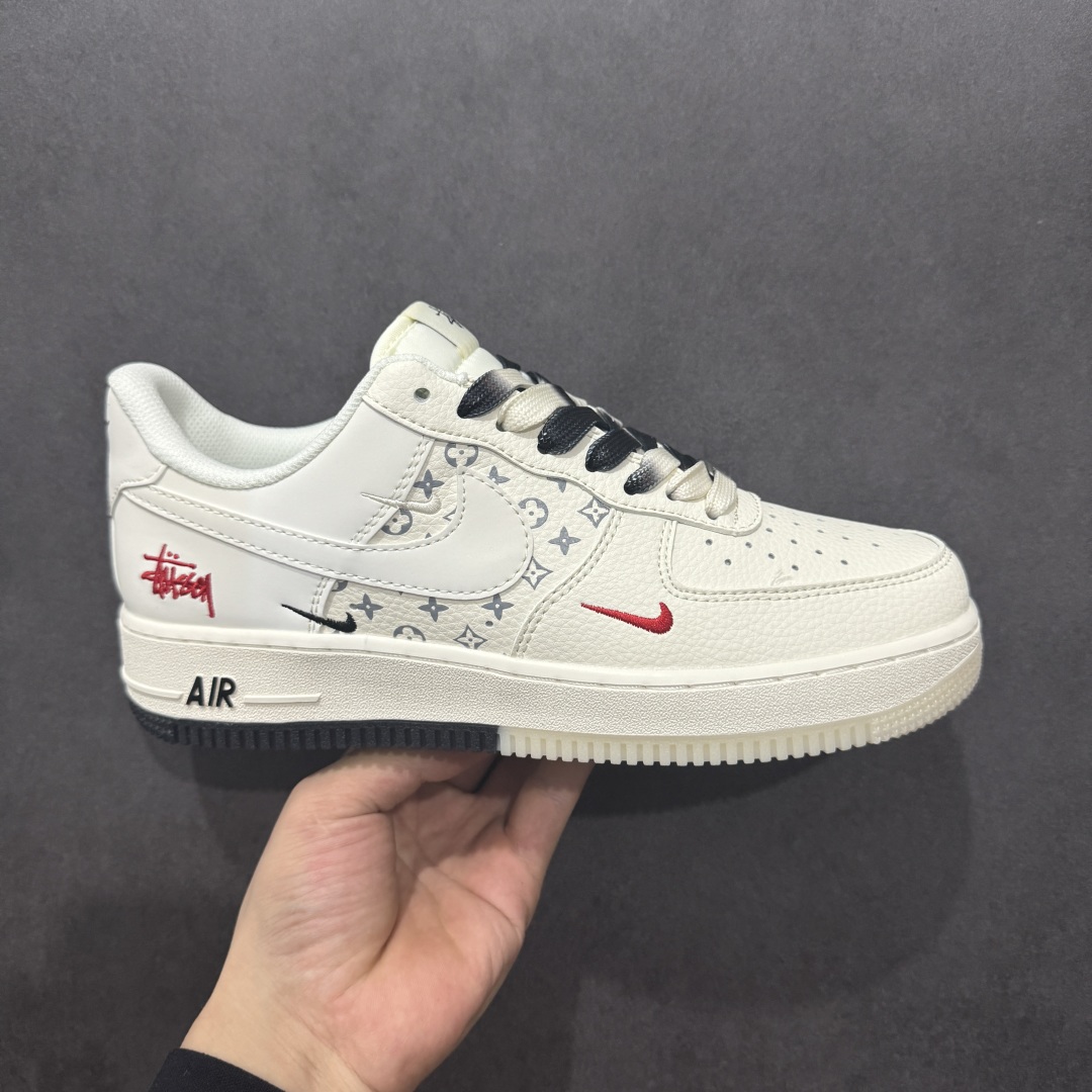 260  NIke Air Force 1 '07 Low “斯图西联名——黑底双拼印花”空军一号 低帮   HH7518-076