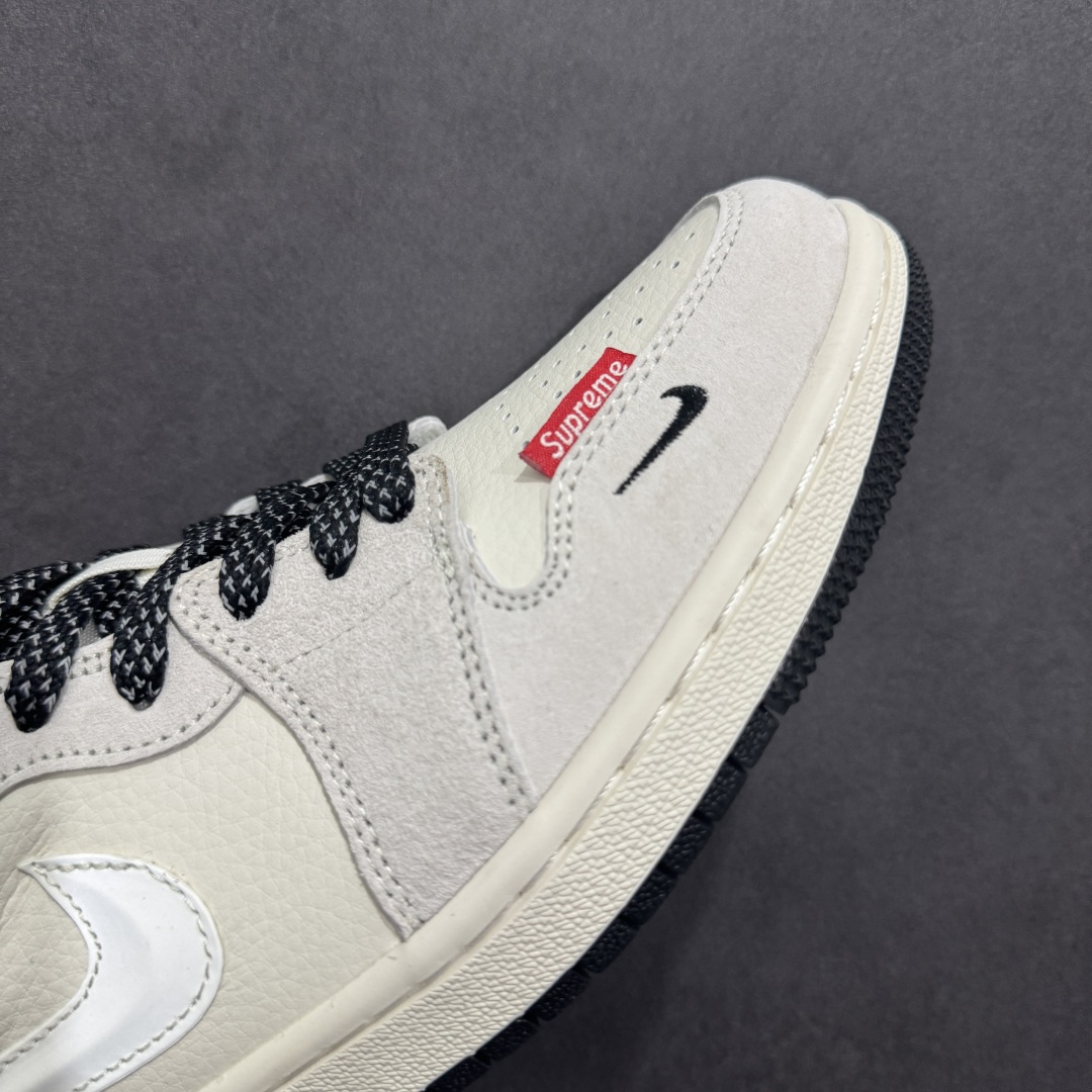 260  【定制版】Air Jordan 1 Retro Low x Supreme 白黑小钩  XS6086-009