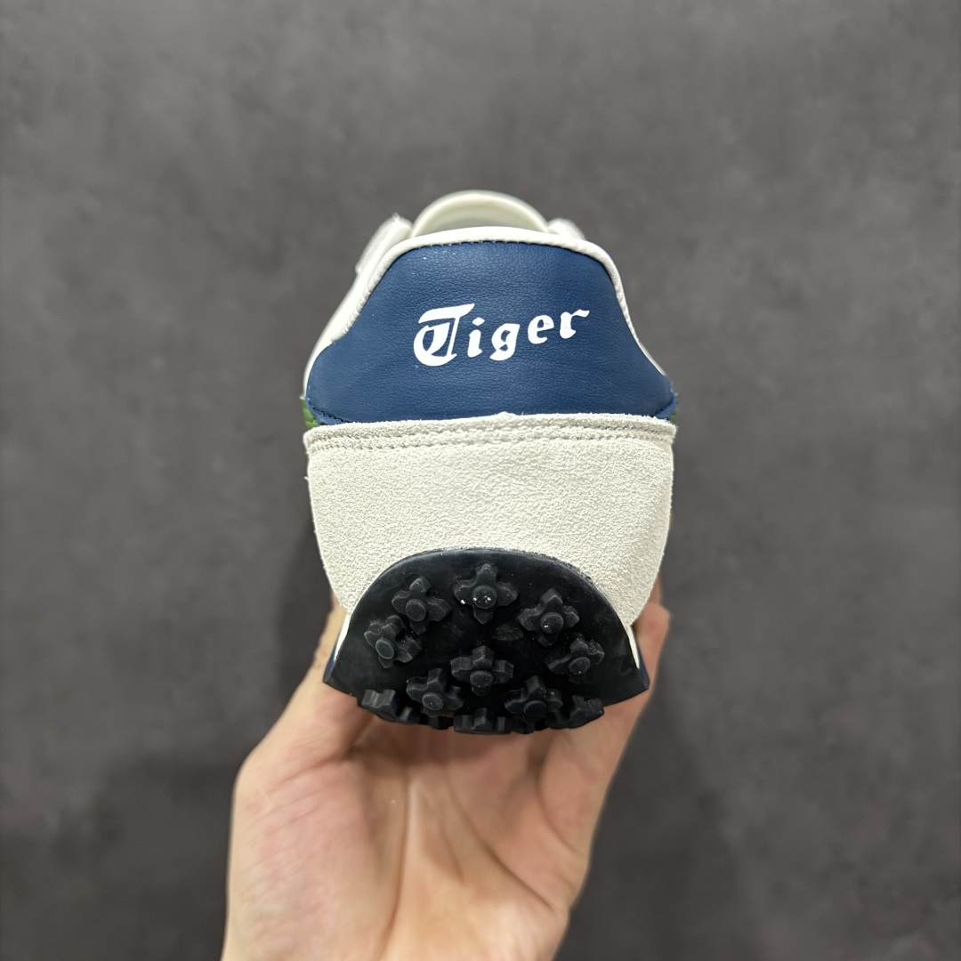 图片[4]-【公司级】Onitsuka Tiger鬼塚虎/鬼冢虎阿甘鞋EDR 78™休闲鞋78系列 中性休闲运动鞋 复古风的日常百搭神器它的设计灵感来源于经典跑步鞋，简约又不失时尚感。经典配色让整双鞋看起来特别温暖，搭配牛仔裤或者休闲裤都非常合适。鞋身采用优质材料制成，穿着起来轻便又舒适，长时间走路也不会觉得累。这双鞋的设计细节也很用心，鞋底纹路清晰，抓地力强，适合各种场合。无论是日常通勤还是周末出游，它都能成为你的最佳拍档。 尺码： 36-45 含半码 编码： FS220240-选品中心