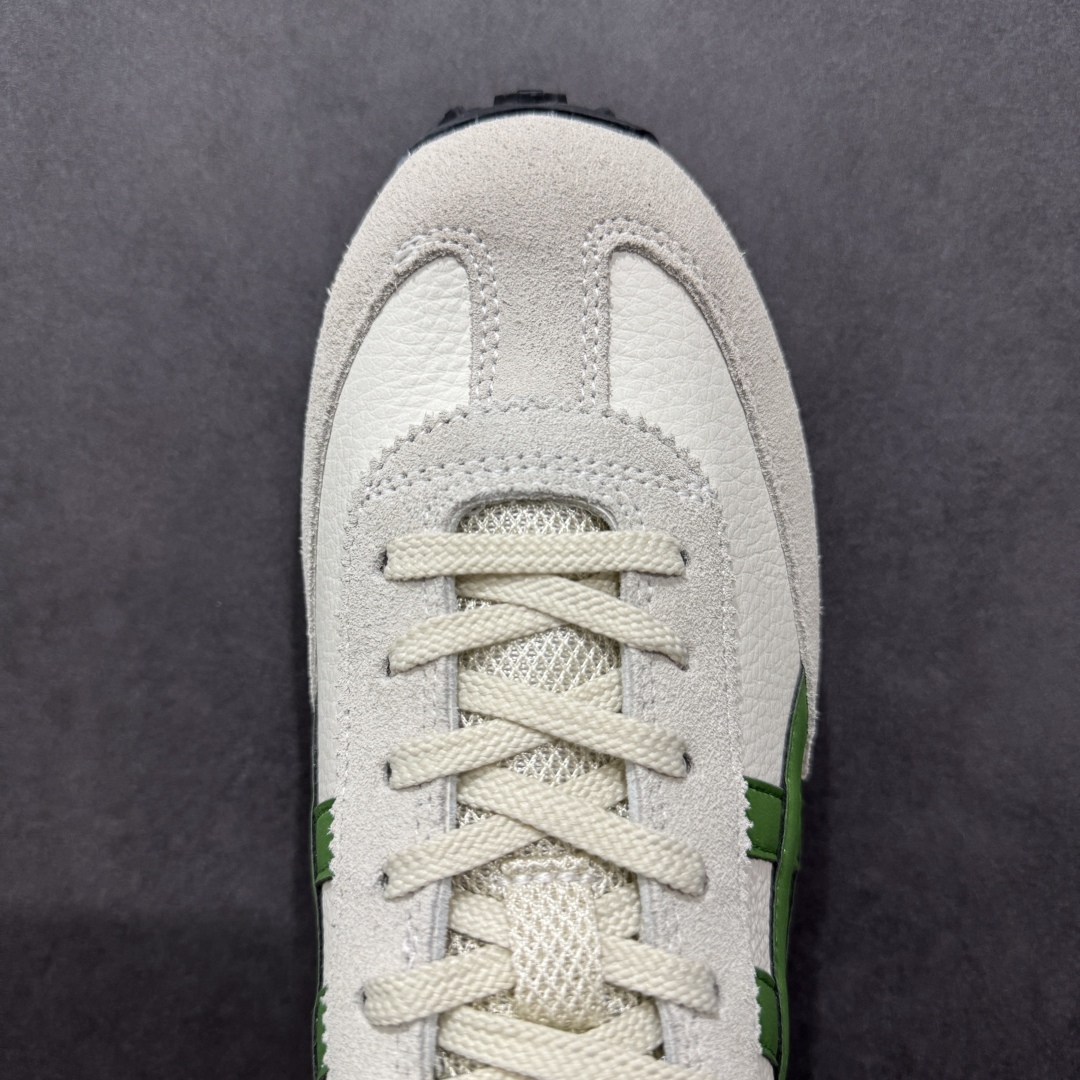 图片[8]-【公司级】Onitsuka Tiger鬼塚虎/鬼冢虎阿甘鞋EDR 78™休闲鞋78系列 中性休闲运动鞋 复古风的日常百搭神器它的设计灵感来源于经典跑步鞋，简约又不失时尚感。经典配色让整双鞋看起来特别温暖，搭配牛仔裤或者休闲裤都非常合适。鞋身采用优质材料制成，穿着起来轻便又舒适，长时间走路也不会觉得累。这双鞋的设计细节也很用心，鞋底纹路清晰，抓地力强，适合各种场合。无论是日常通勤还是周末出游，它都能成为你的最佳拍档。 尺码： 36-45 含半码 编码： FS220240-选品中心