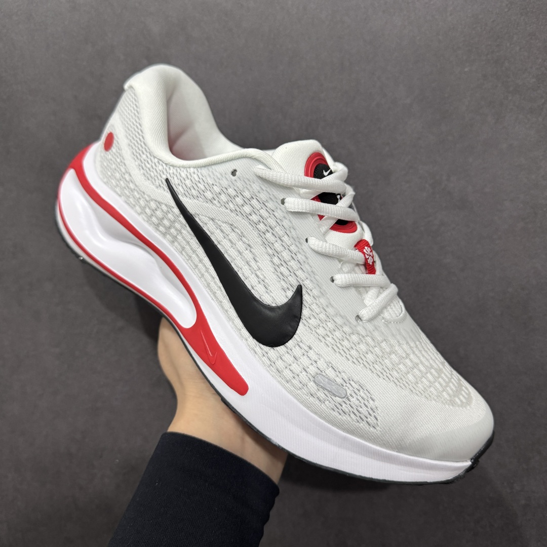 180  Nike Journey Run 2024 飞速跑步鞋    FN0228-103