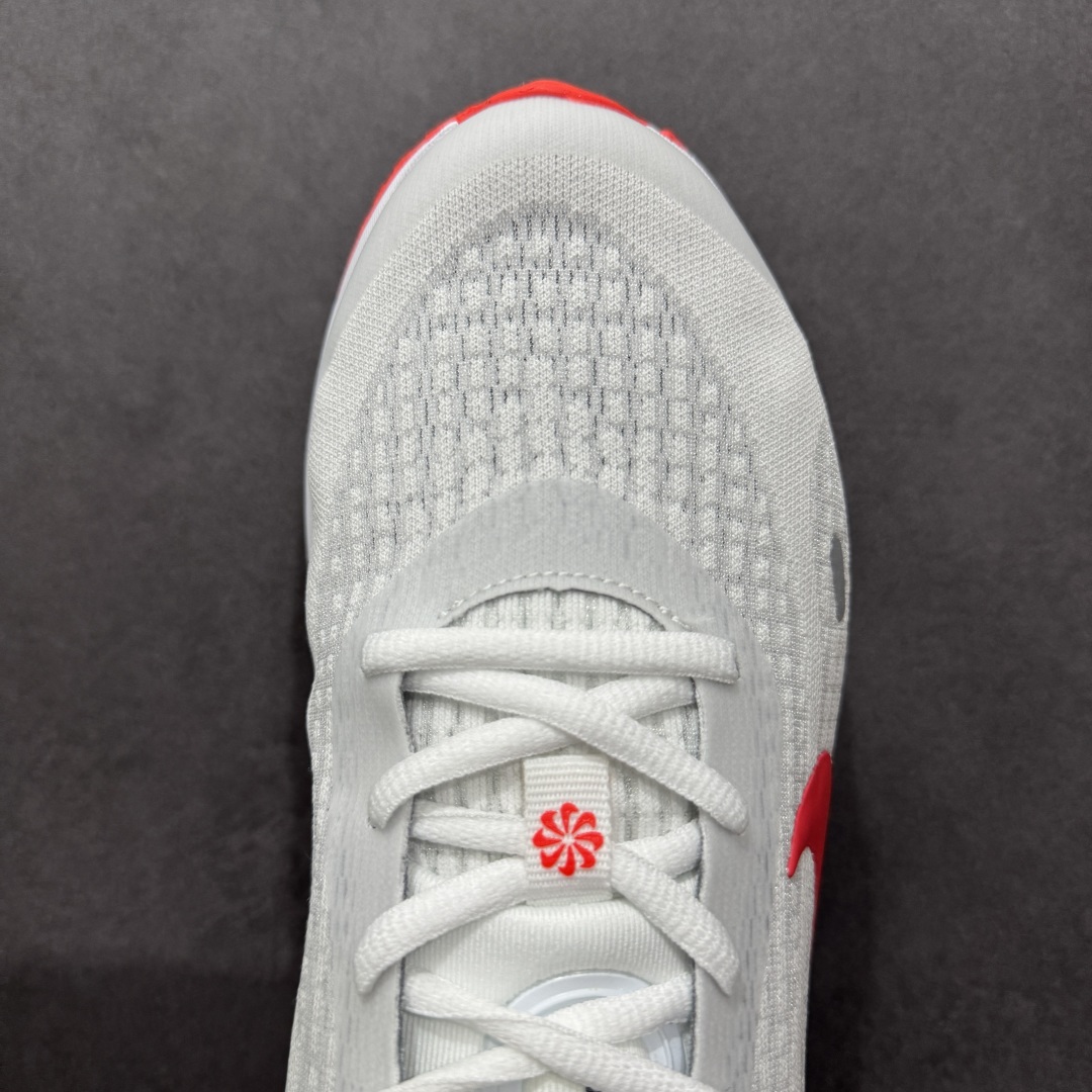 180  Nike Journey Run 2024 飞速跑步鞋  FN0228-106