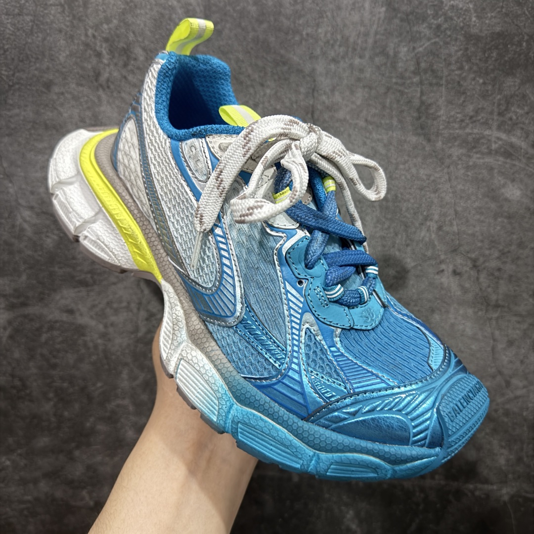图片[3]-【XA版本】BALENCIAGA 3XL Sneakers 巴黎世家十代网布系带低帮走秀复古老爹鞋 全套原纸板楦头开发 最原汁原味的灵魂版型 全鞋荧光划线卡点 胶水把控整洁度追求极致完美 每一双都是工艺品 多重QC质检 超越公司货的品控标准 实实在在的免检产品 原盒原配 正确字体电绣 粗细、位置、大小正确 侧边TPU 透气孔匹配意产原版 正确分离大底 TPU软底 原版一致大底LOGO 立体感十足 原厂皮料水洗做旧 采购原厂网纱 不含皮革 网布材料和聚氨酯 磨损效果 鞋头边缘和后帮 Balenciaga 徽标 鞋面和后跟凸印尺码 鞋舌 3XL 橡胶品牌标识和反光细节 鞋帮拉袢和鞋舌拉祥 配反光细节 备用鞋带在鞋履前侧 可在穿着前取下 便于不同造型搭配 偏大一码 尺码：35-46-选品中心