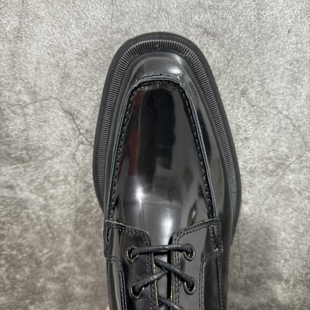 480  【莞顶纯原】 代购级别2024专柜新品CL男鞋开边珠牛皮一脚蹬商务正装皮鞋