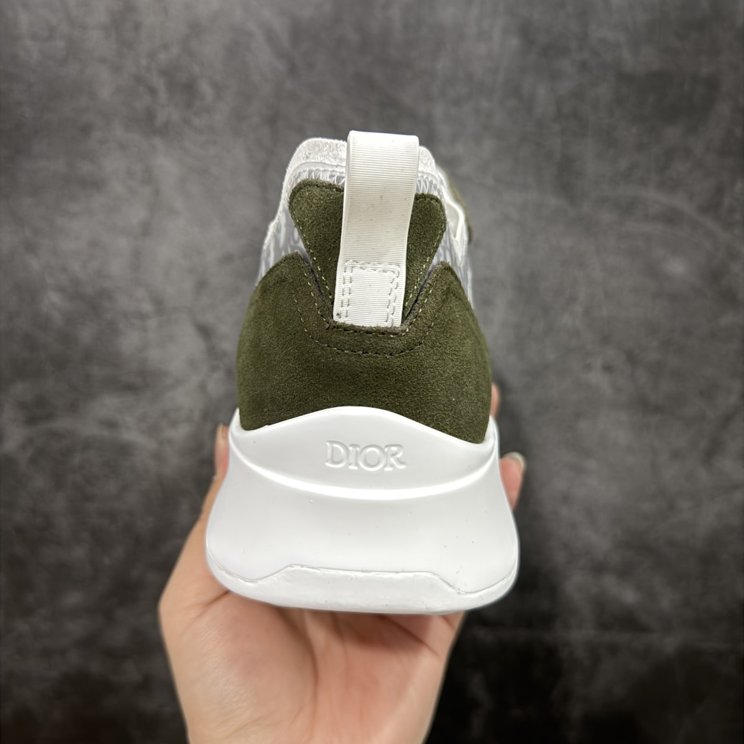 图片[4]-【外贸订单】 B25系列 Dior 运动鞋 跑步鞋 原版购入开发 这款 B25 Runner 运动鞋结合运动版型与 Dior 优雅的经典标识。采用迪奥灰和白色光滑牛皮革精心制作，饰以经典的米色和黑色 Oblique 印花提升格调。搭配白色纹理橡胶鞋底，可为各式休闲造型增添经典气质，更显精致 配送专柜精美包装，面料采用原版定制牛皮+Oblique 印花布 定制进口超细纤维 增高3.5CM 尺码： 40 41 42 43 44 45 46-选品中心