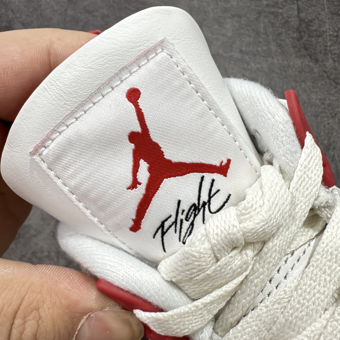 图片[7]-【莞产裁片版】Nike SB x Air Jordan 4 Retro \”Varsity Red\” 白红联名款 AJ4 乔丹4代 大学红 白红联名 DR5415-106 原鞋开发原楦原纸板同源开发 完美呈现乔4的版型 内侧正确双色网格 还原细节 原厂皮料 正确气垫颜色 正确网格工艺 正确拉帮工艺 全鞋原装材料制作 原档案原模具打造 支持全方位与正品对比 尺码：40.5 41 42 42.5 43 44 44.5 45 46 47.5 48.5-选品中心