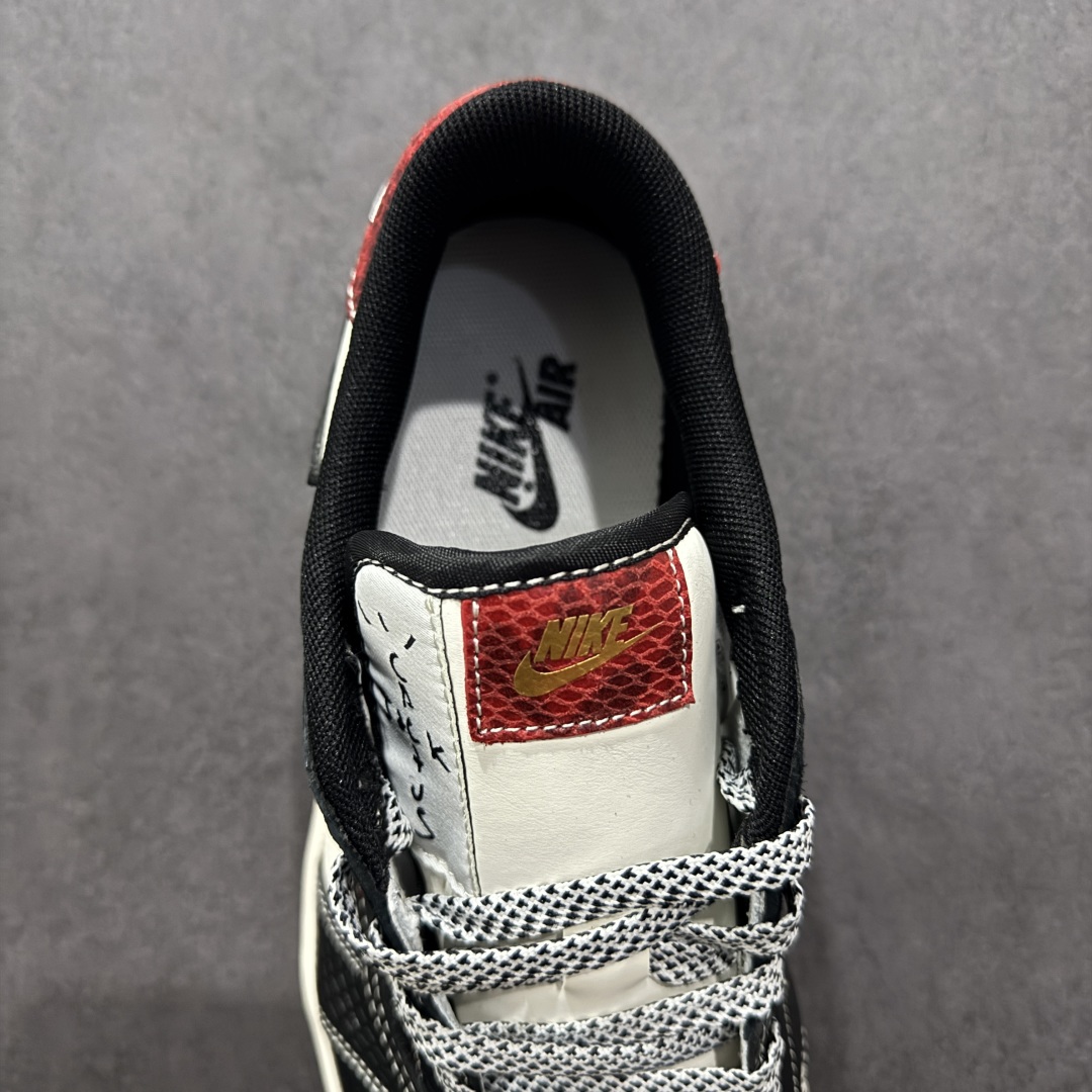 280  【定制版】Travis Scott x Fragment Design x Air Jordan 1 Low OG SP AJ1 乔1 蛇年限定 双拼黑蛇纹 低帮文化休闲板鞋 YX5066-306