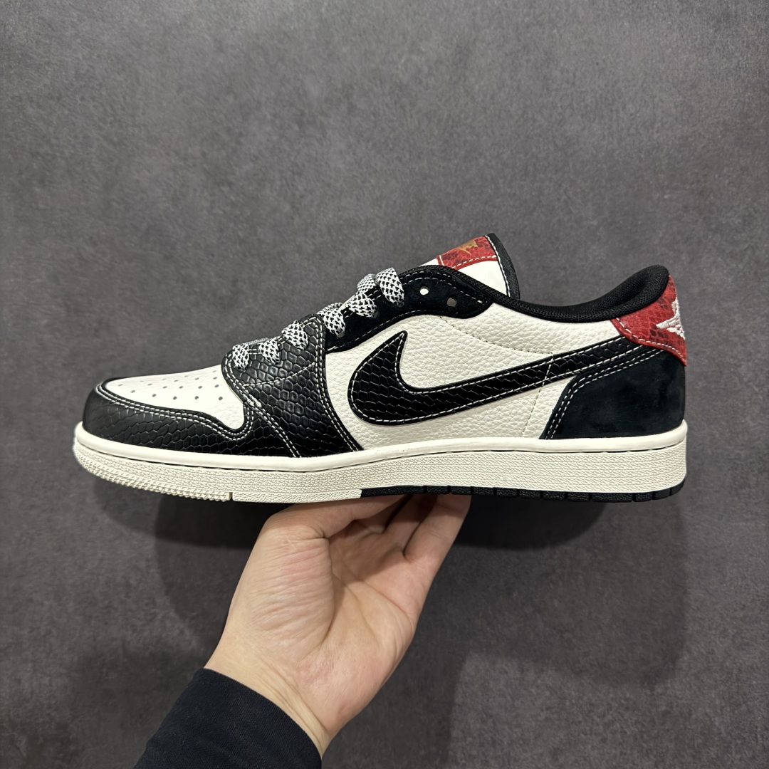 280  【定制版】Travis Scott x Fragment Design x Air Jordan 1 Low OG SP AJ1 乔1 蛇年限定 双拼黑蛇纹 低帮文化休闲板鞋 YX5066-306