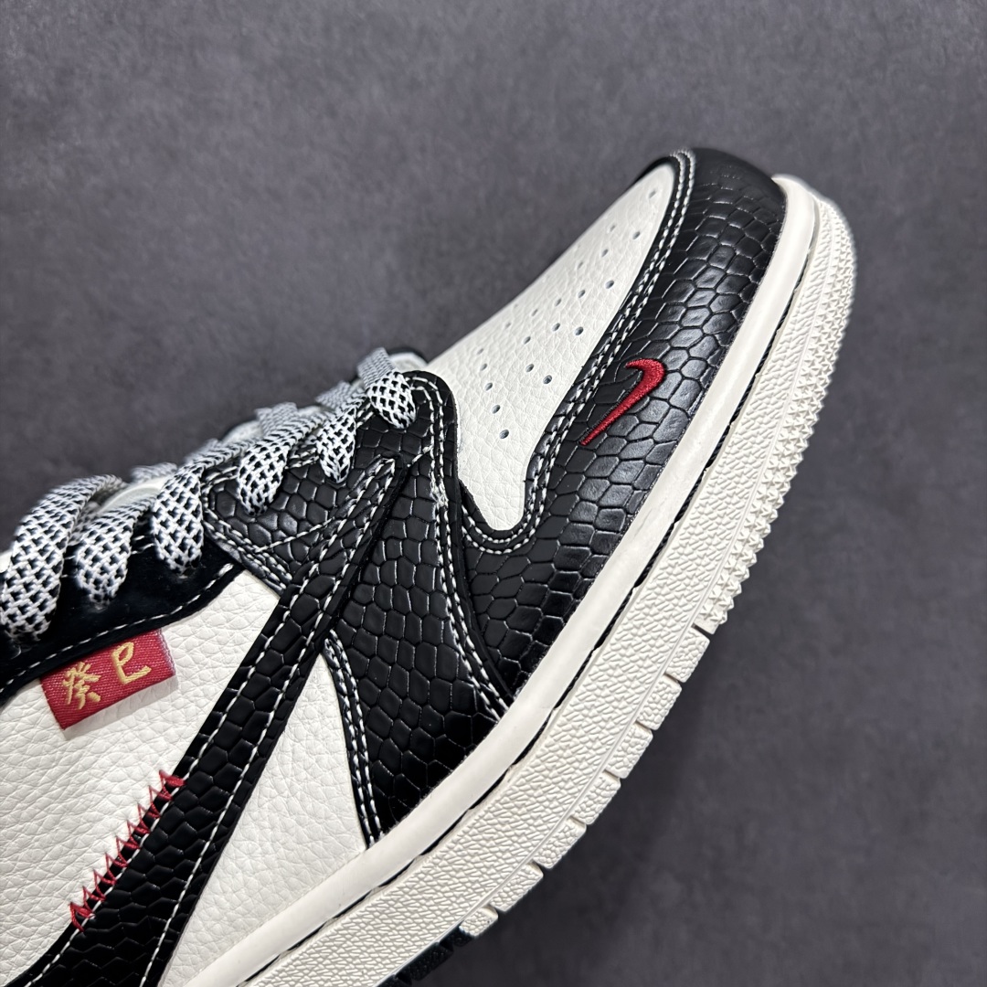 280  【定制版】Travis Scott x Fragment Design x Air Jordan 1 Low OG SP AJ1 乔1 蛇年限定 双拼黑蛇纹 低帮文化休闲板鞋 YX5066-306