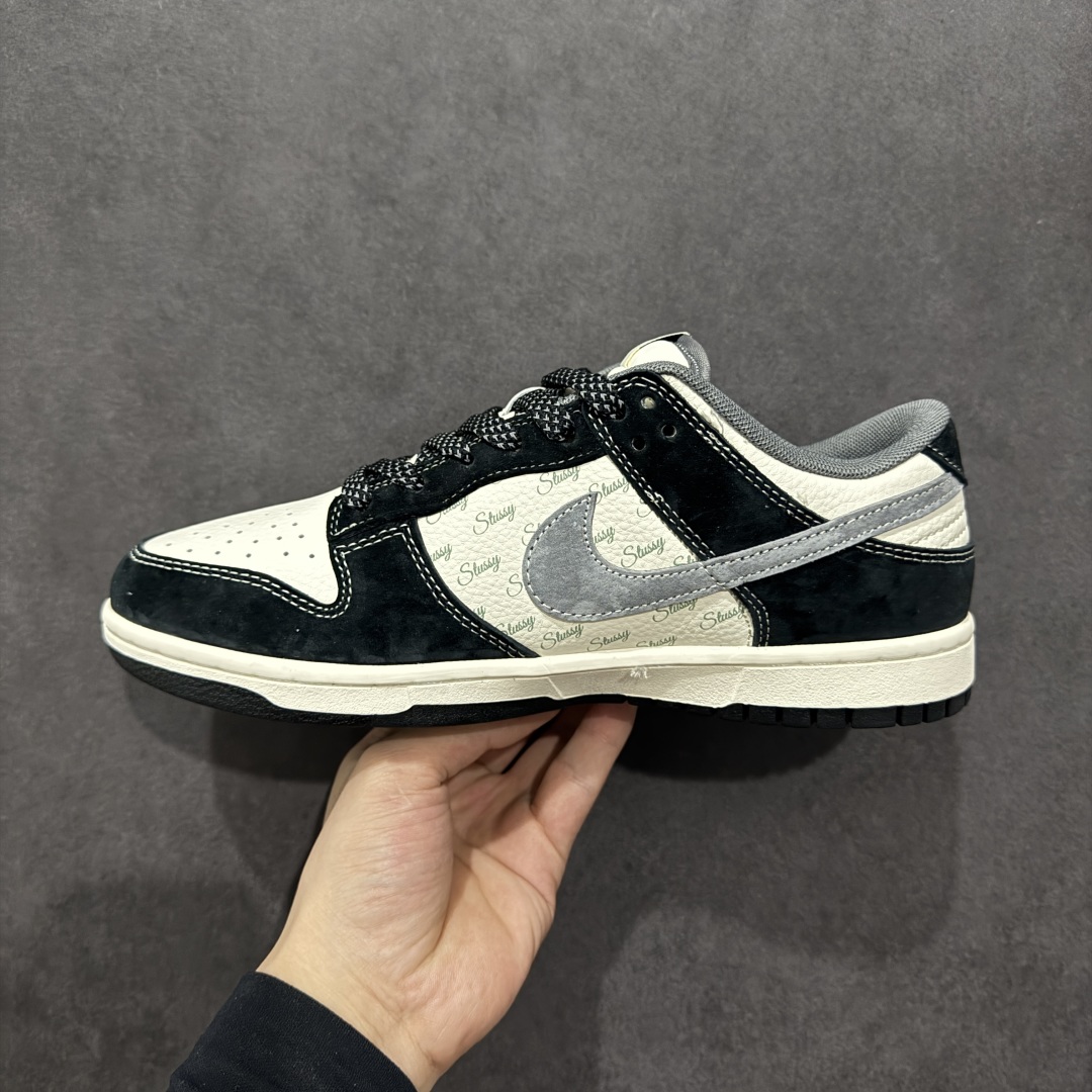 【定制版】Nike SB Dunk Low x Stussy 黑白小钩 XS1086-021