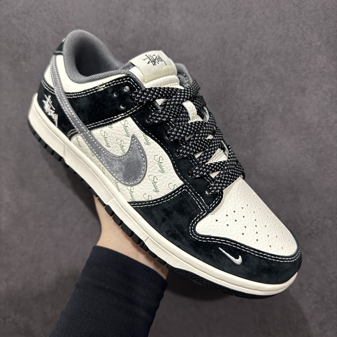 【定制版】Nike SB Dunk Low x Stussy 黑白小钩 XS1086-021