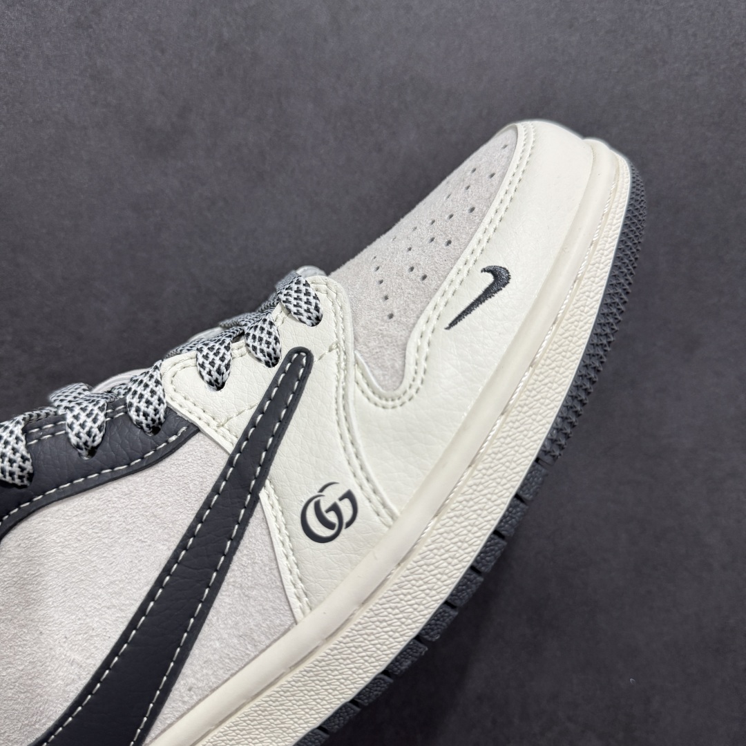 260  【定制版】Travis Scott x Nike Air Jordan 1 Low x GUCCI Air Jordan 1 Low 反转白灰小钩满天星倒钩 XS3086-012