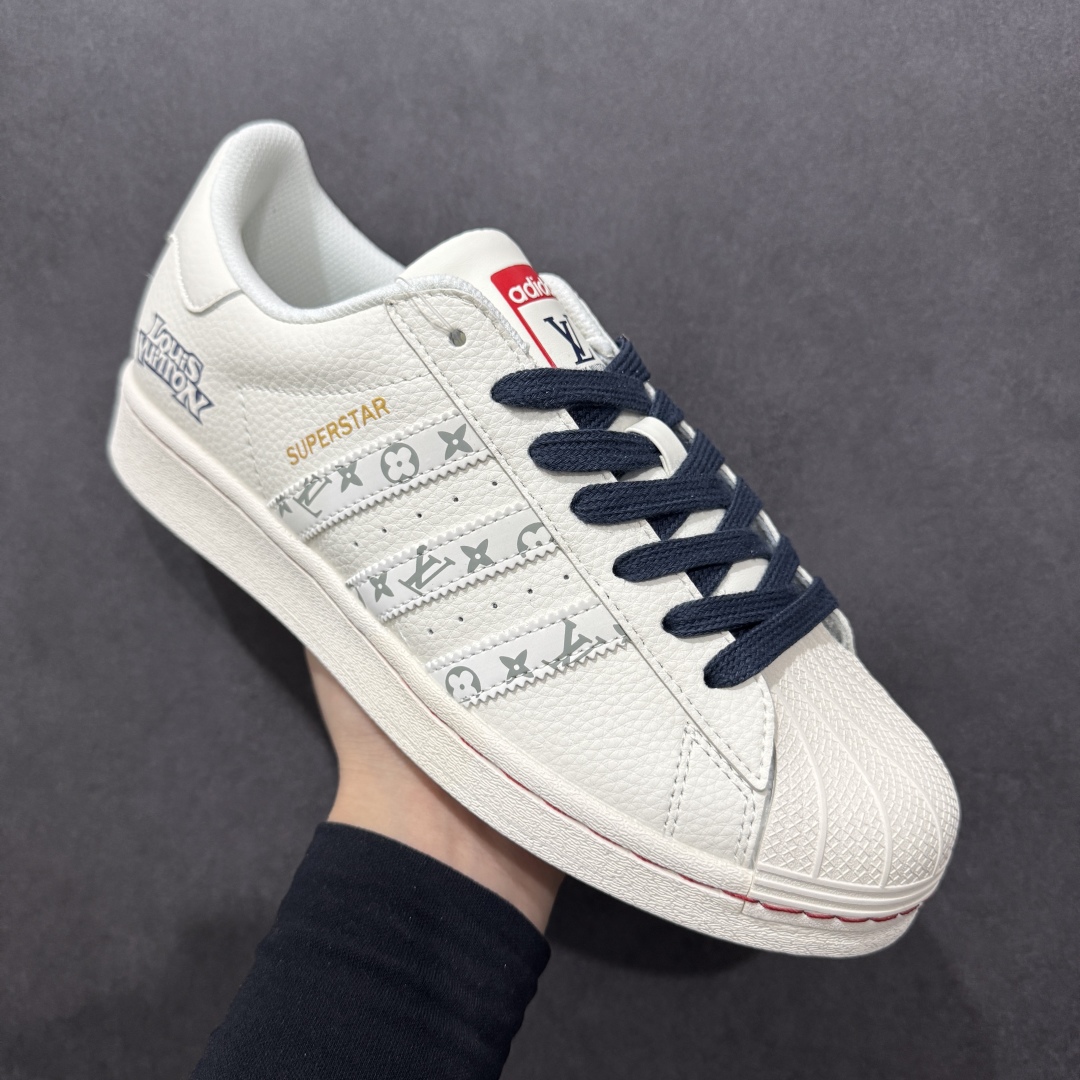  
【定制版】AD Originals Superstar x Louis Vuitton 白蓝
采用全