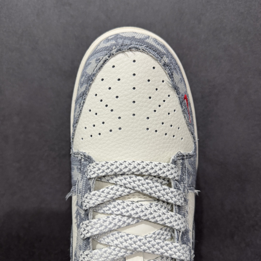 280  【定制版】Nike SB Dunk Low x DIOR 白灰蓝小钩  SJ2558-013