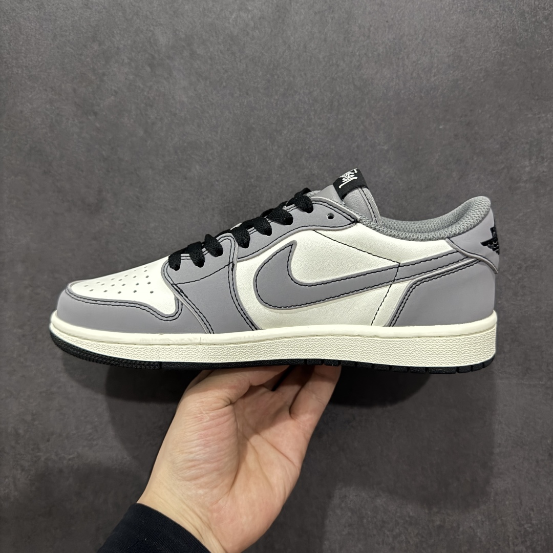 260   【定制版】Travis Scott x Fragment Design x Jordan Air Jordan 1 Low OG SP  “斯图西联名---奶白灰印刷”   XD1568-109
