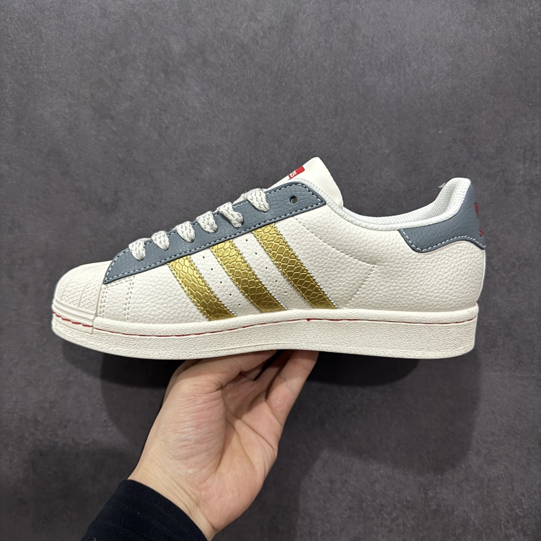  
【定制版】AD Originals Superstar x Stussy 白蓝金
采用全新头层拼接皮