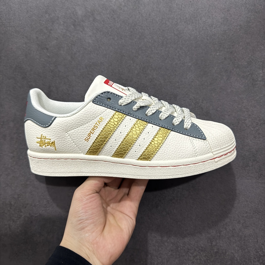  
【定制版】AD Originals Superstar x Stussy 白蓝金
采用全新头层拼接皮