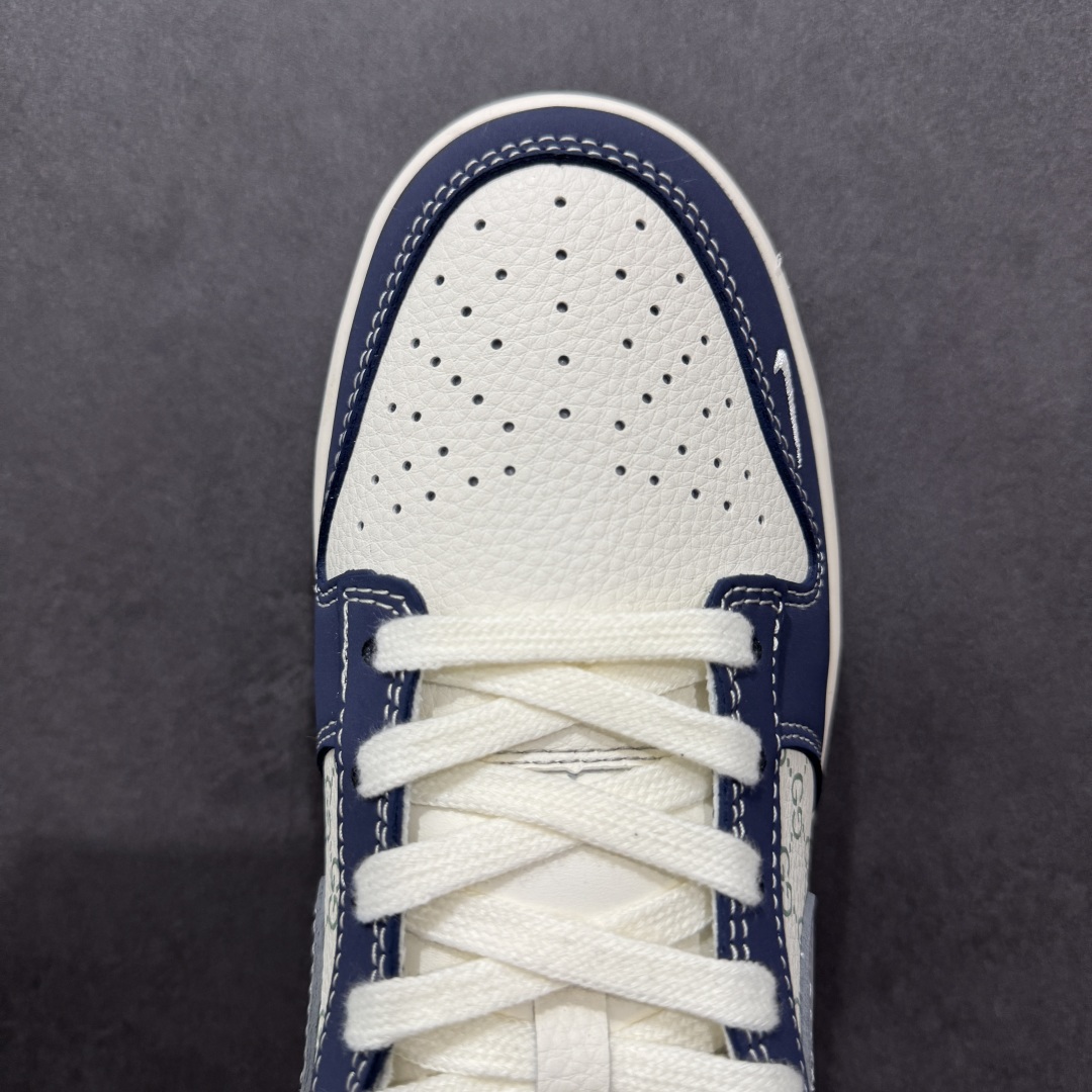 260   【定制版】Nike SB Dunk Low 古驰联名--- 奶白灰蓝印花 高端定制 低帮休闲板鞋   XD1588-202