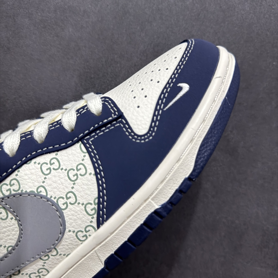 260   【定制版】Nike SB Dunk Low 古驰联名--- 奶白灰蓝印花 高端定制 低帮休闲板鞋   XD1588-202