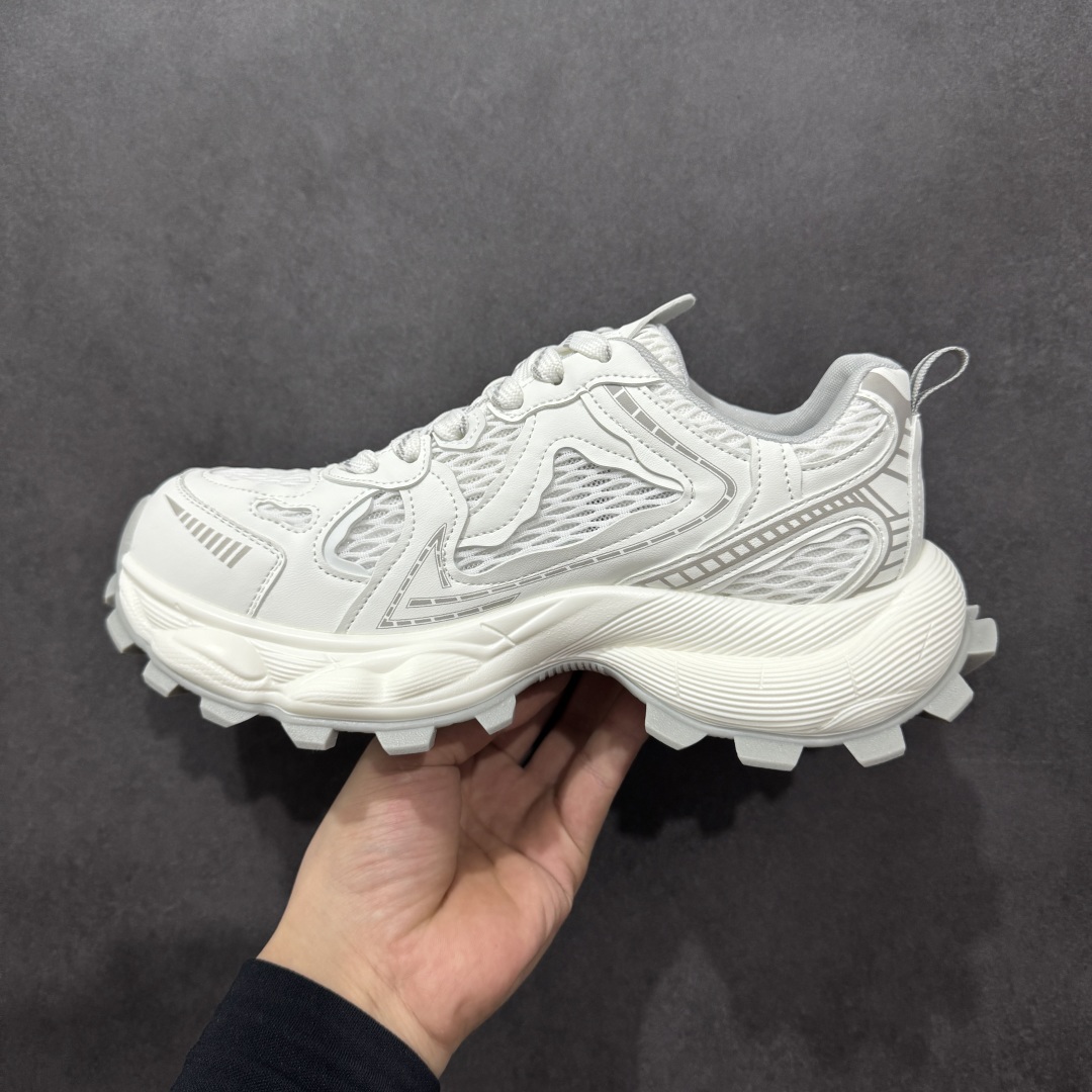 图片[2]-【公司级】GG-CC Chunky Low休闲时尚运动厚底增高老爹鞋系列 广东大厂出品 完美细节 25ss春季新款厚底增高 大长腿 时髦look轻松定格 不费力展现率性氛围 高档银盒 酷帅机能风不规则设计大底 双鞋带拼色造型设计 轻便舒适百搭 GGcc厚底增高不管怎么搭都好看~ 尺码： 35 36 37 38 39 40-选品中心