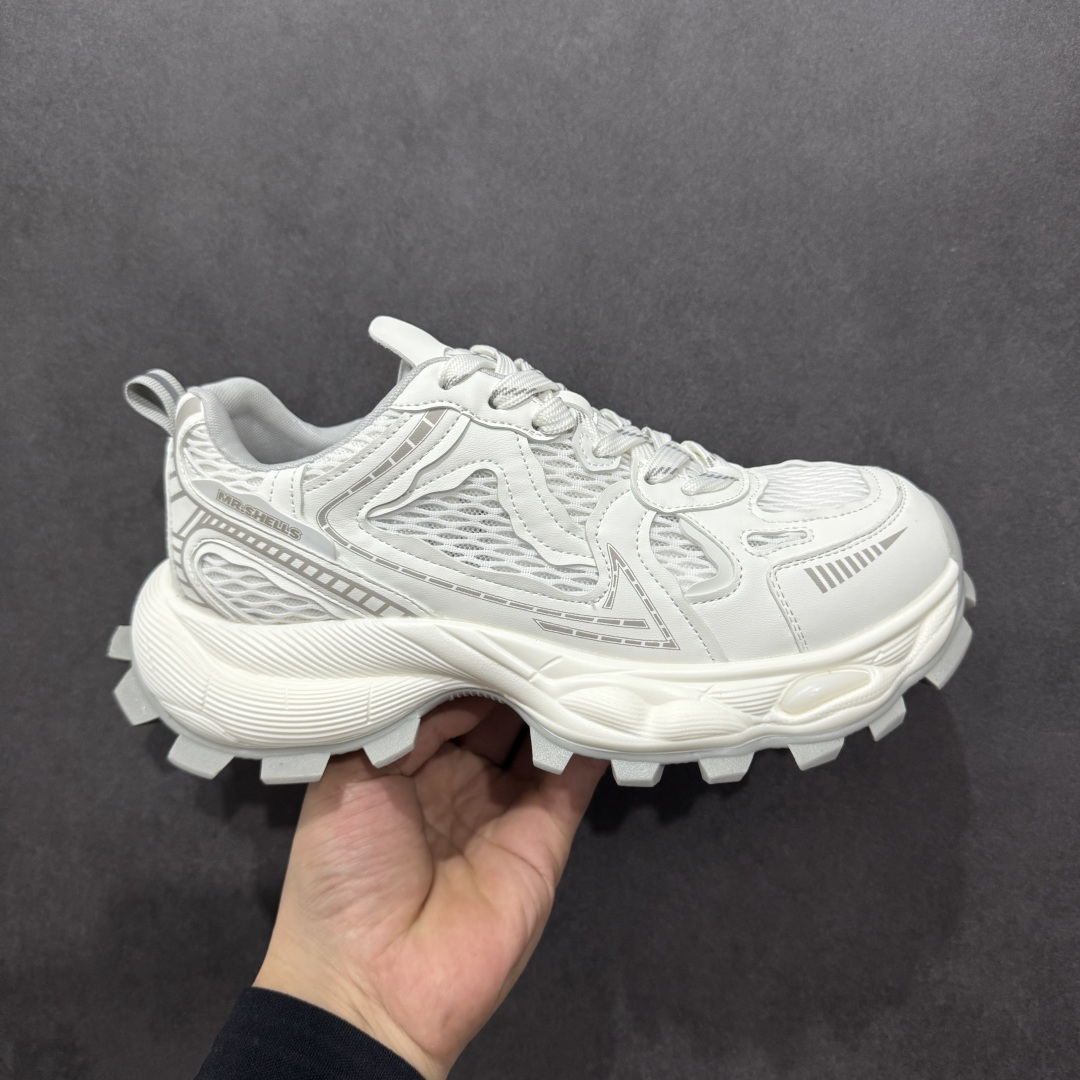 【公司级】GG-CC Chunky Low休闲时尚运动厚底增高老爹鞋系列 广东大厂出品 完美细节 25ss春季新款厚底增高 大长腿 时髦look轻松定格 不费力展现率性氛围 高档银盒 酷帅机能风不规则设计大底 双鞋带拼色造型设计 轻便舒适百搭 GGcc厚底增高不管怎么搭都好看~ 尺码: 35 36 37 38 39 40-选品中心