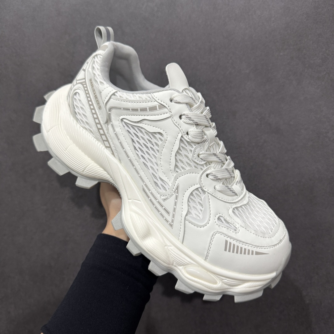 图片[3]-【公司级】GG-CC Chunky Low休闲时尚运动厚底增高老爹鞋系列 广东大厂出品 完美细节 25ss春季新款厚底增高 大长腿 时髦look轻松定格 不费力展现率性氛围 高档银盒 酷帅机能风不规则设计大底 双鞋带拼色造型设计 轻便舒适百搭 GGcc厚底增高不管怎么搭都好看~ 尺码： 35 36 37 38 39 40-选品中心