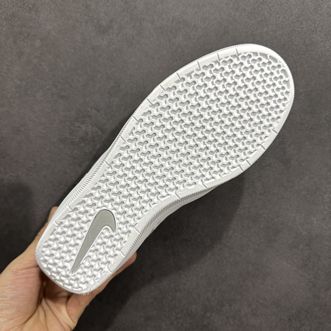 图片[9]-【纯原版】NK SB Force 58 空军58系列低帮休闲运动滑板板鞋 CZ2959-004 市面最高版出货 区别市场通货便宜版本 质感细节 中底鞋垫都不一样 欢迎对比 鞋面由帆布和麂皮拼接 层次感丰富 搭配硫化外底 耐磨耐穿 鞋舌及中底后跟处饰有SB Logo 表明鞋款身份 采用包边设计 经久耐穿 硫化结构则有效提升灵活性 穿上这款全新推出的创意力作 助你耀动街头 尺码：36 36.5 37.5 38 38.5 39 40 40.5 41 42 42.5 43 44 45-选品中心