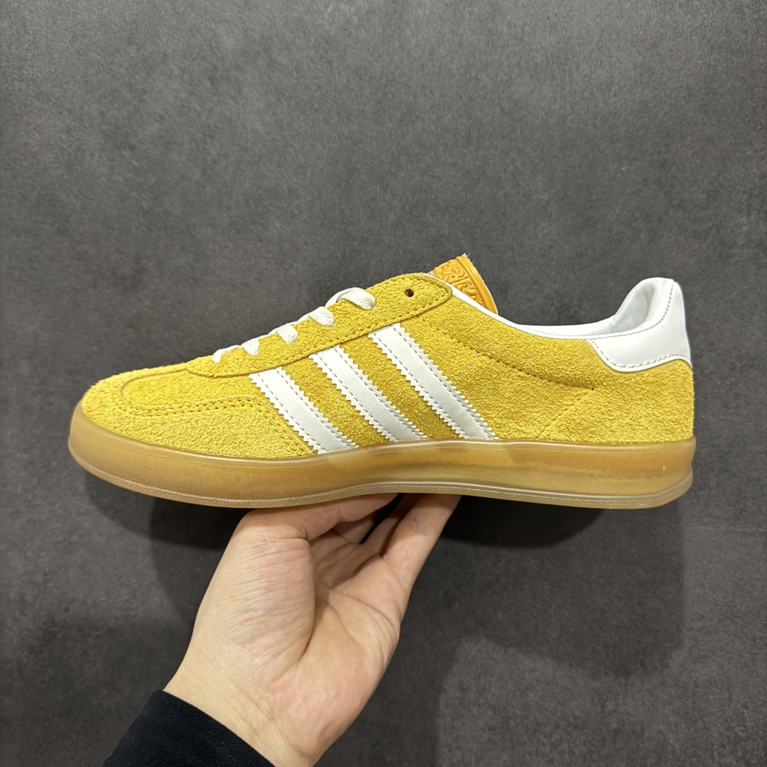 图片[2]-【GQ纯原福利】AD Original Gazelle Indoor 德训二代六色福利供应 之前高价零售特供批次 原厂定制长毛翻毛皮组合环保纤维革鞋面材质 内置环保海玻璃鞋垫 外置RB橡胶大底 产品品控稳定性领先行业 原厂全套原楦原纸板冲刀磨具开发 原厂皮料加持 原厂港宝加持定型后跟 尺码：35.5 36 36.5 37.5 38 38.5 39 40-选品中心